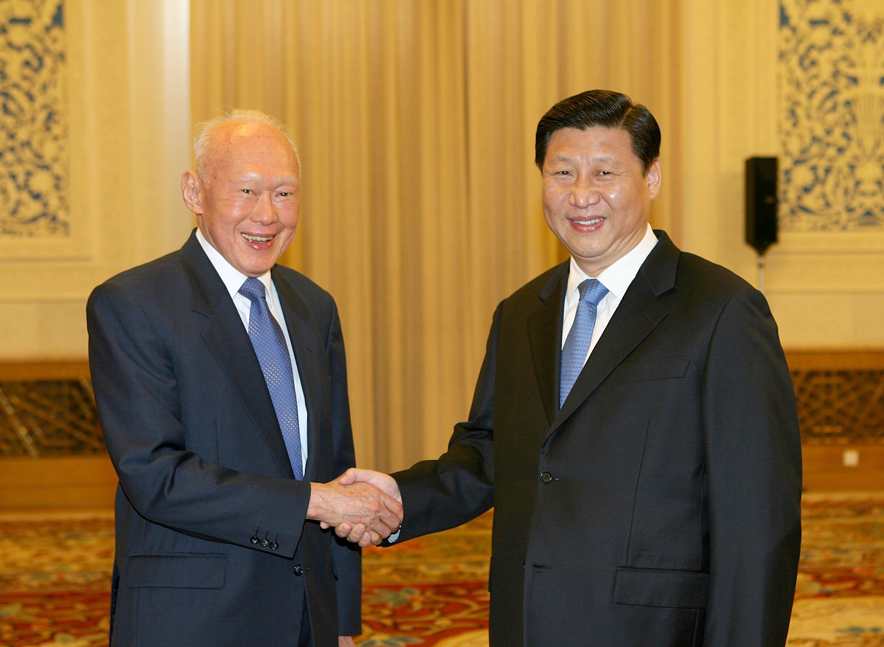 Singapore’s former prime minister Lee Kuan Yew with Chinese President Xi Jinping at the Great Hall of the People in Beijing in November 2007. Photo: Xinhua