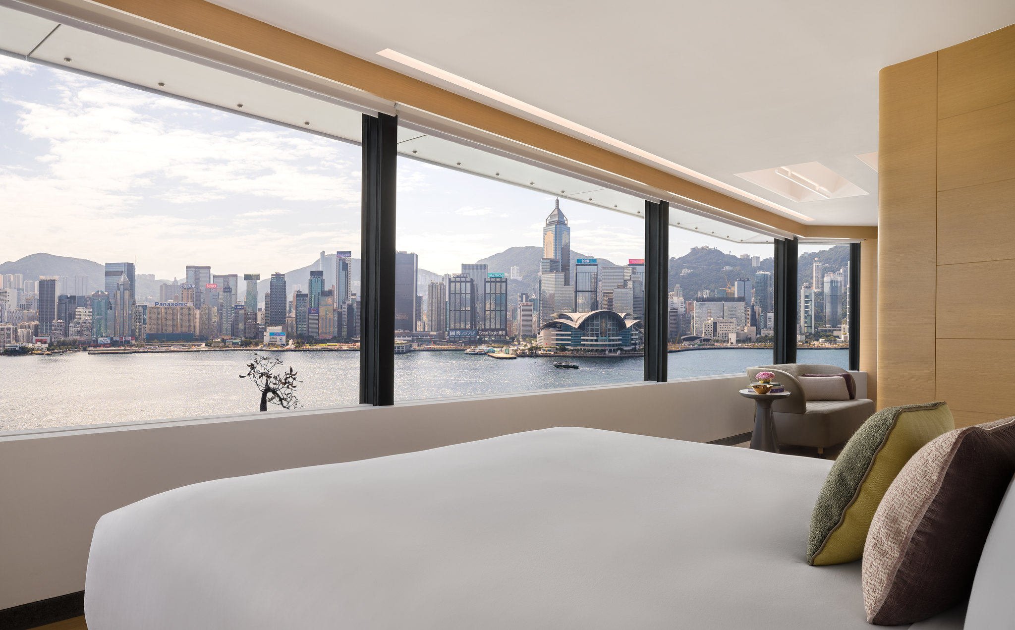 A stunning view of Victoria Harbour from one of the Regent hotel’s Corner suites. Photo: The Regent