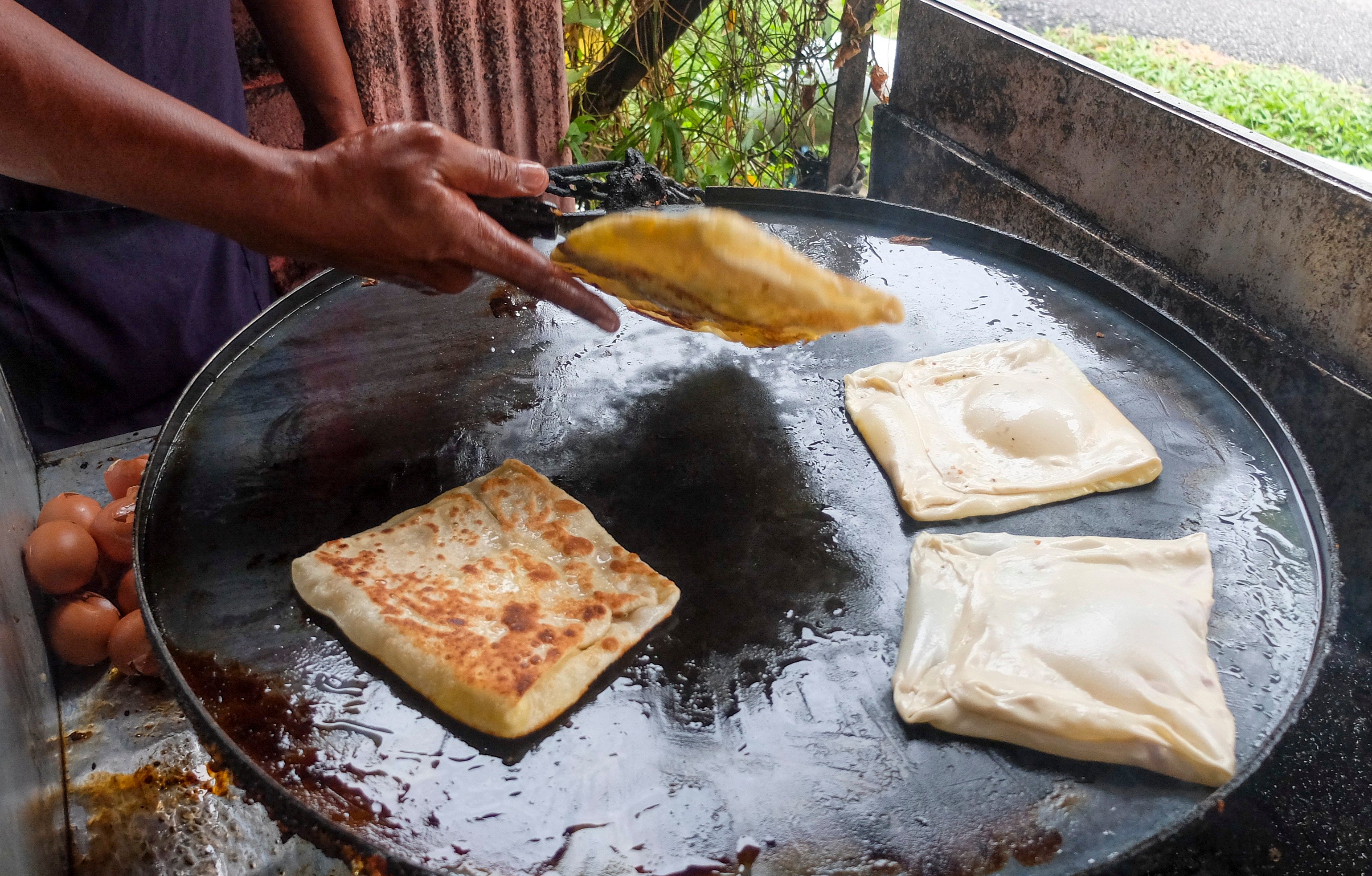 Roti canai was awarded a grand total of 4.9 stars by TasteAtlas, putting it on par with the No 2 bread, Colombia’s ‘pan de bono’. Photo: Shutterstock