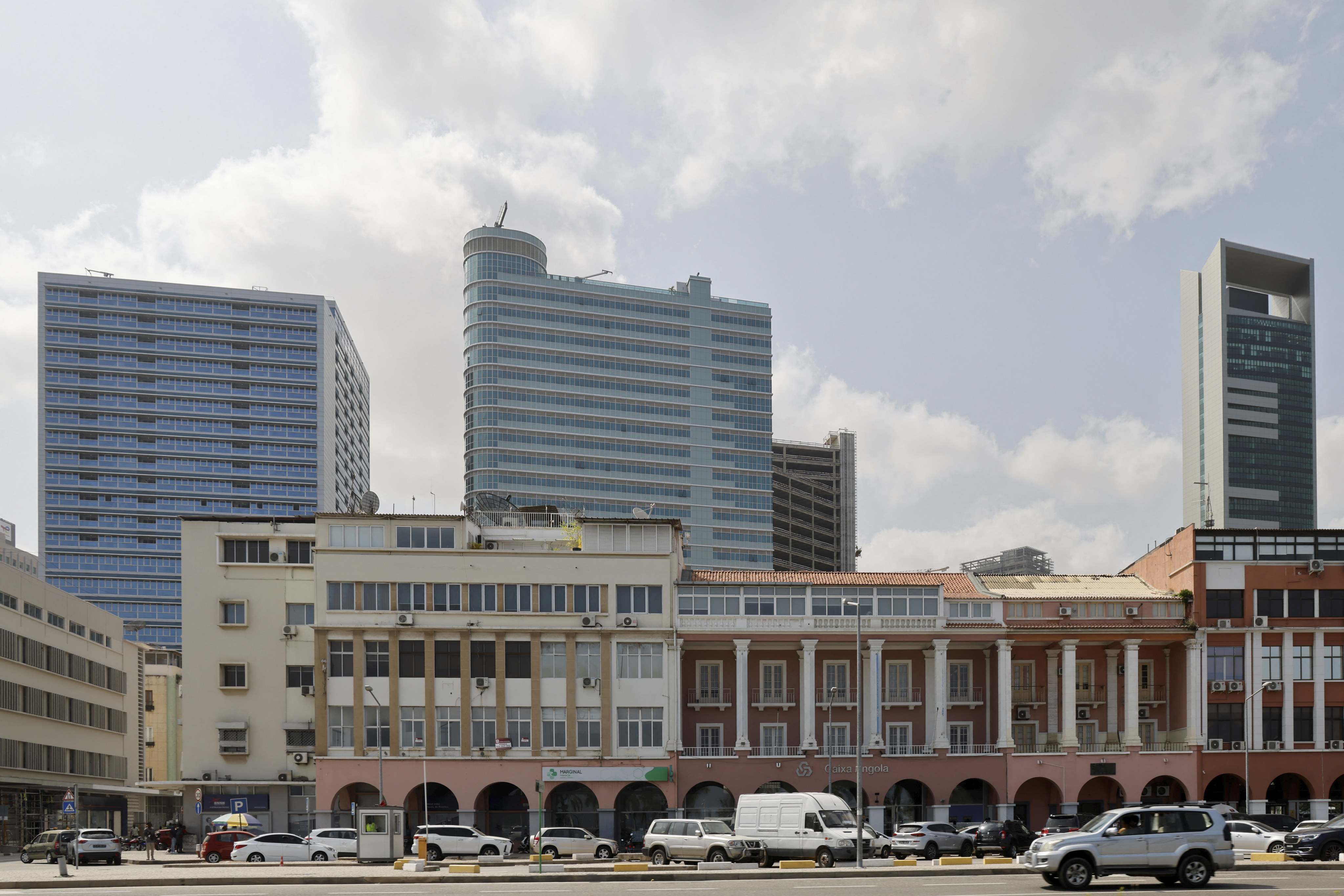 A debt freeze on a large number of Chinese loans has just ended, contributing to Angola’s interest repayments doubling. Photo: AFP
