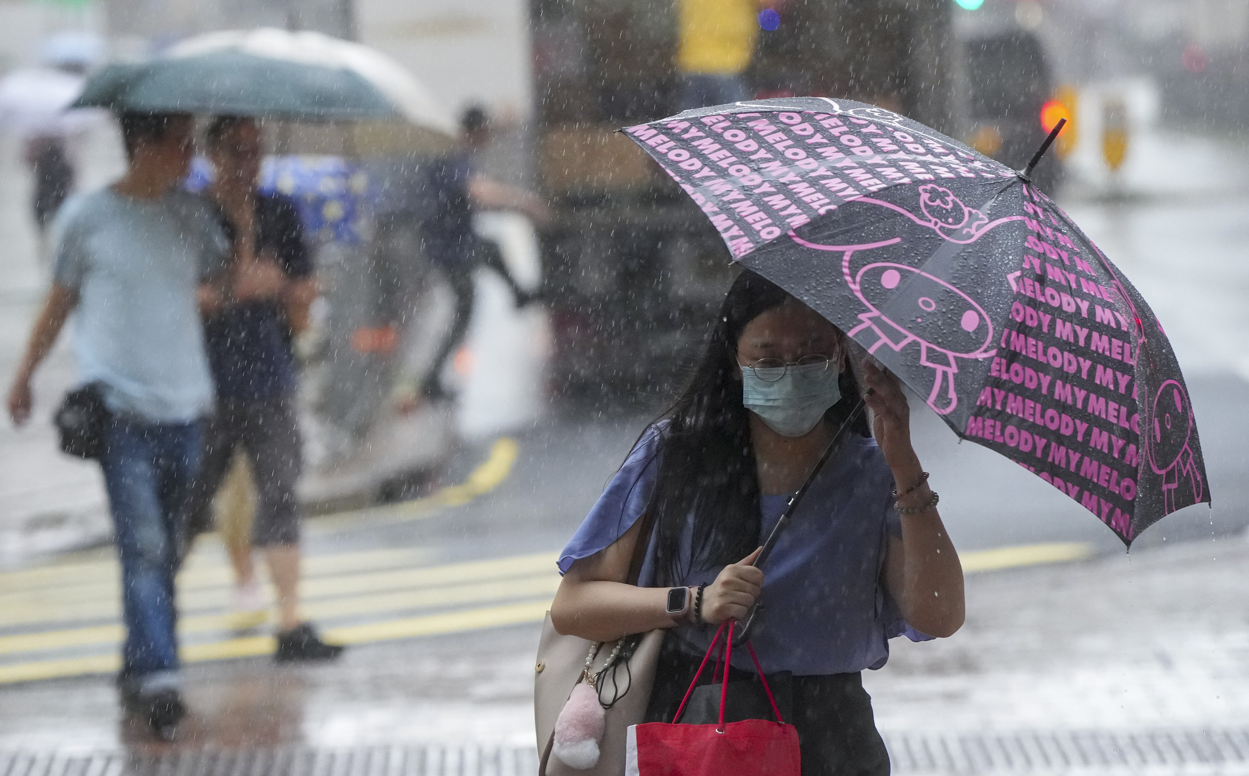 The Observatory also issued the red rainstorm warning on Thursday morning. Photo: Sam Tsang