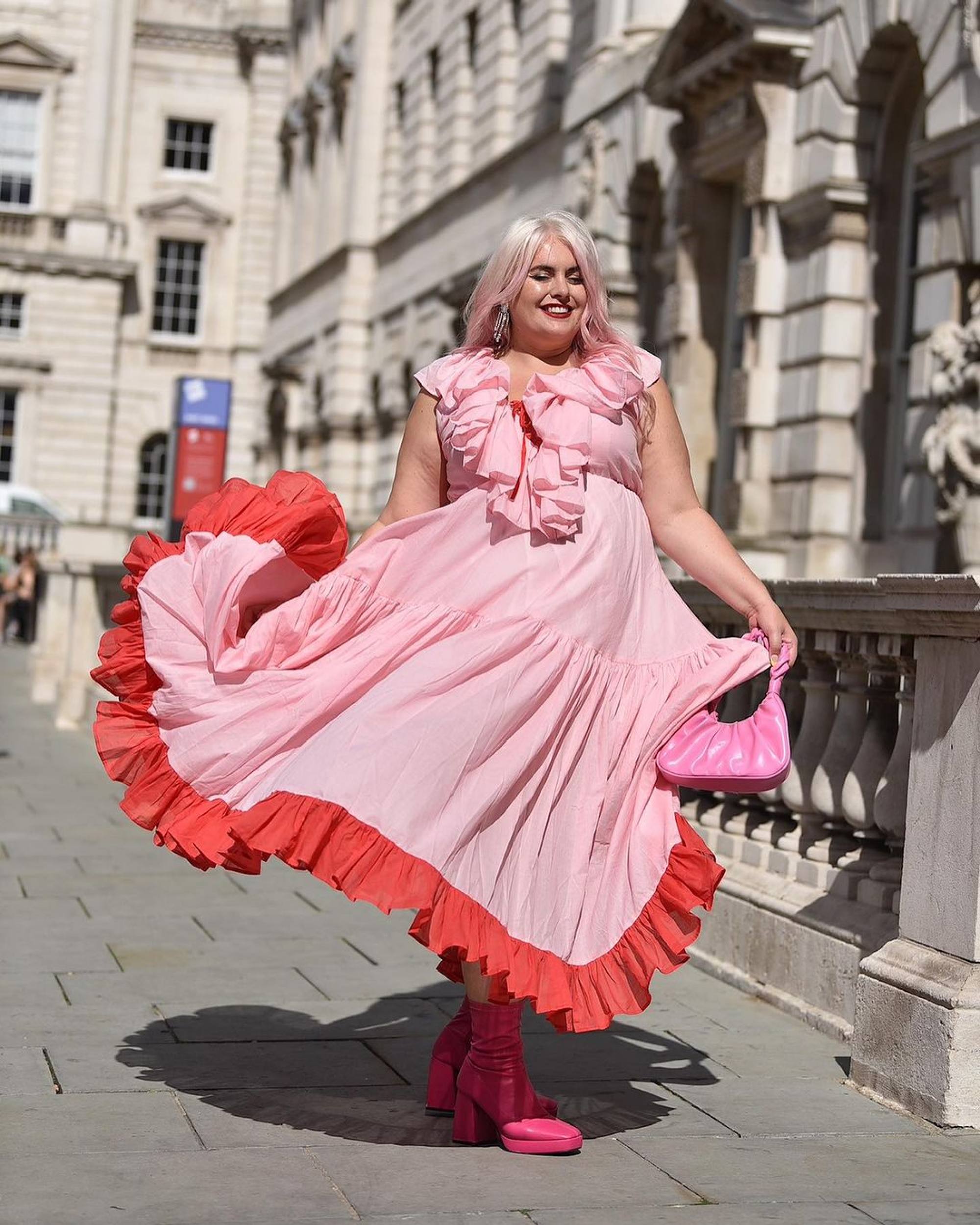 Meet the influencer counting curvy models at London Fashion Week: plus-size  icon Felicity Hayward has worked with Mac and The Body Shop – and  'despises' what the Kardashians did to body image