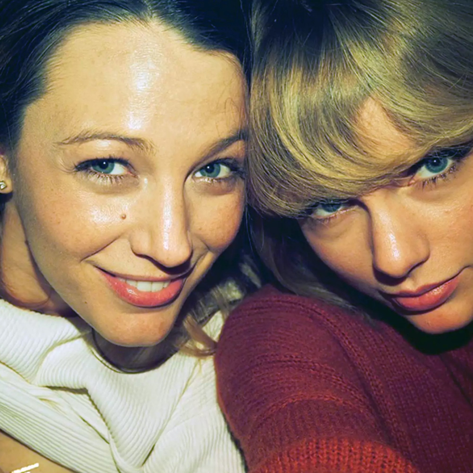 Taylor Swift And Blake Livelys Loving Long Time Friendship From Hanging With Their Squad 