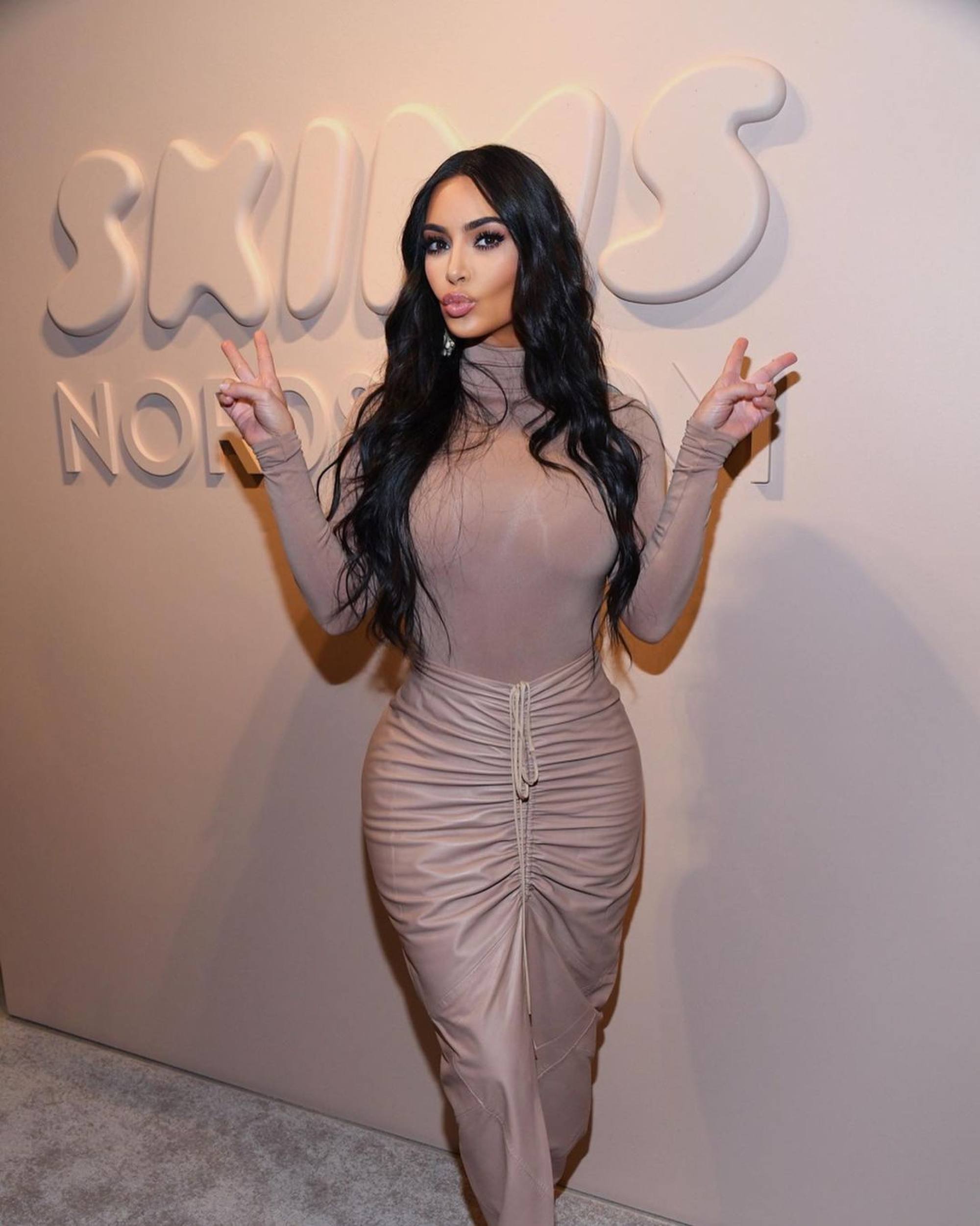 Kardashian Konniption: Kim, Skims and the Kardashian Empire