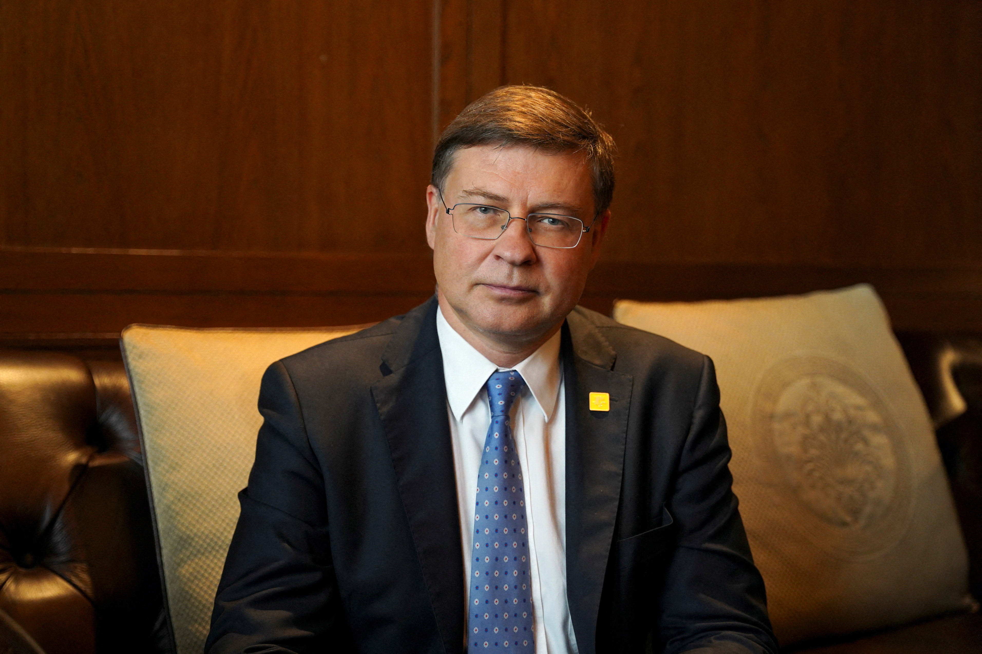 European Union trade chief Valdis Dombrovskis is in China. Photo: Reuters