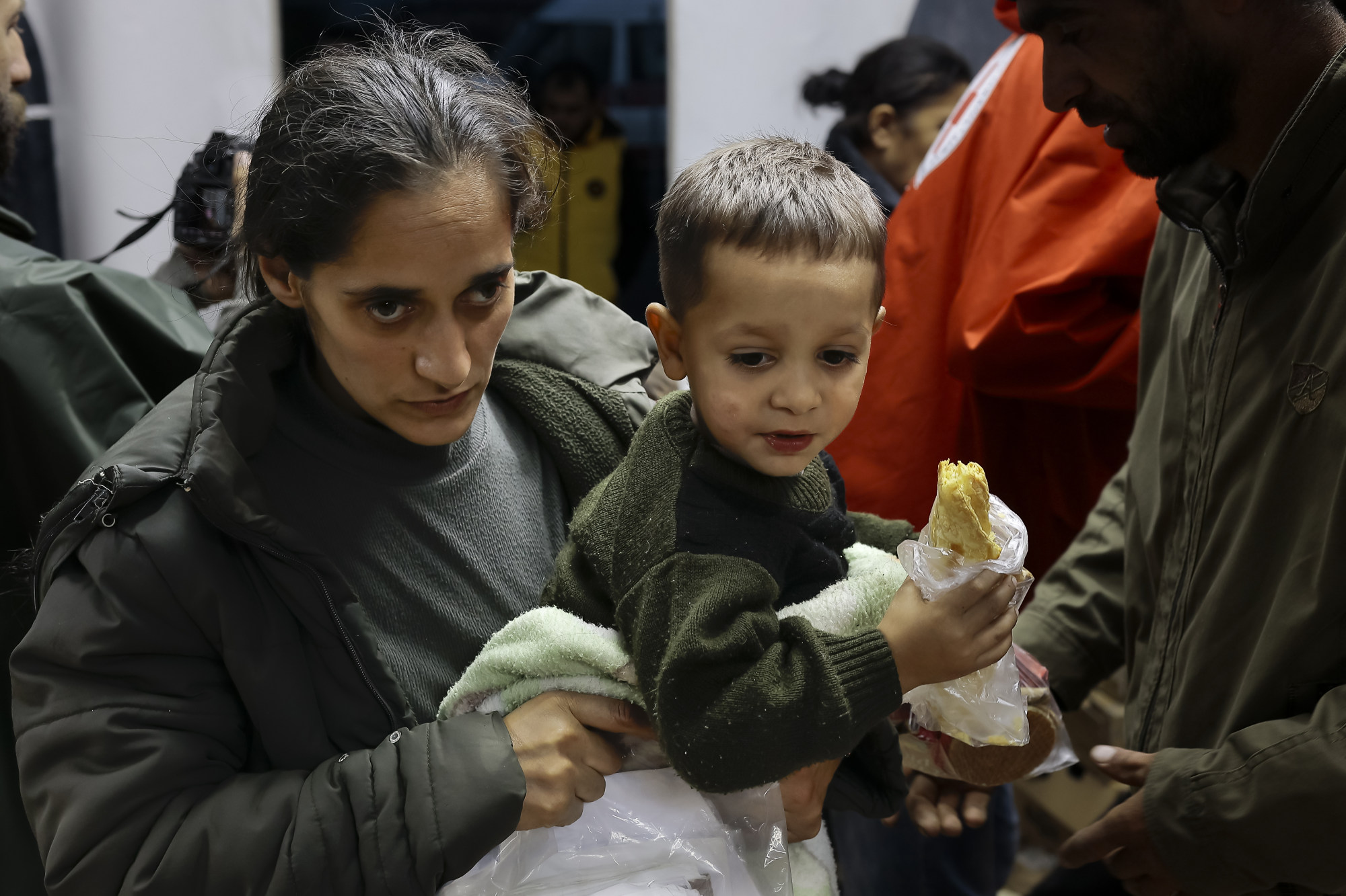 First refugees from Nagorno-Karabakh arrive in Armenia following  Azerbaijan's military offensive