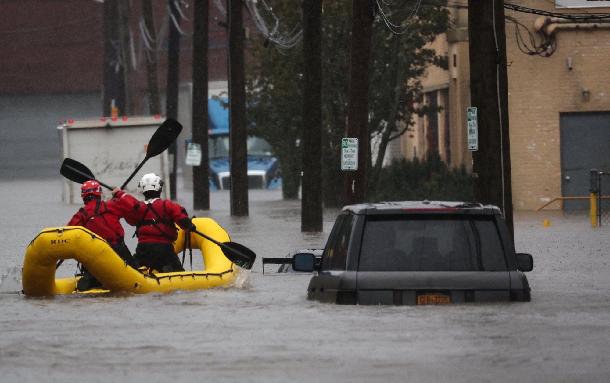 New York Under State Of Emergency After Storms Flood Subways And Strand ...