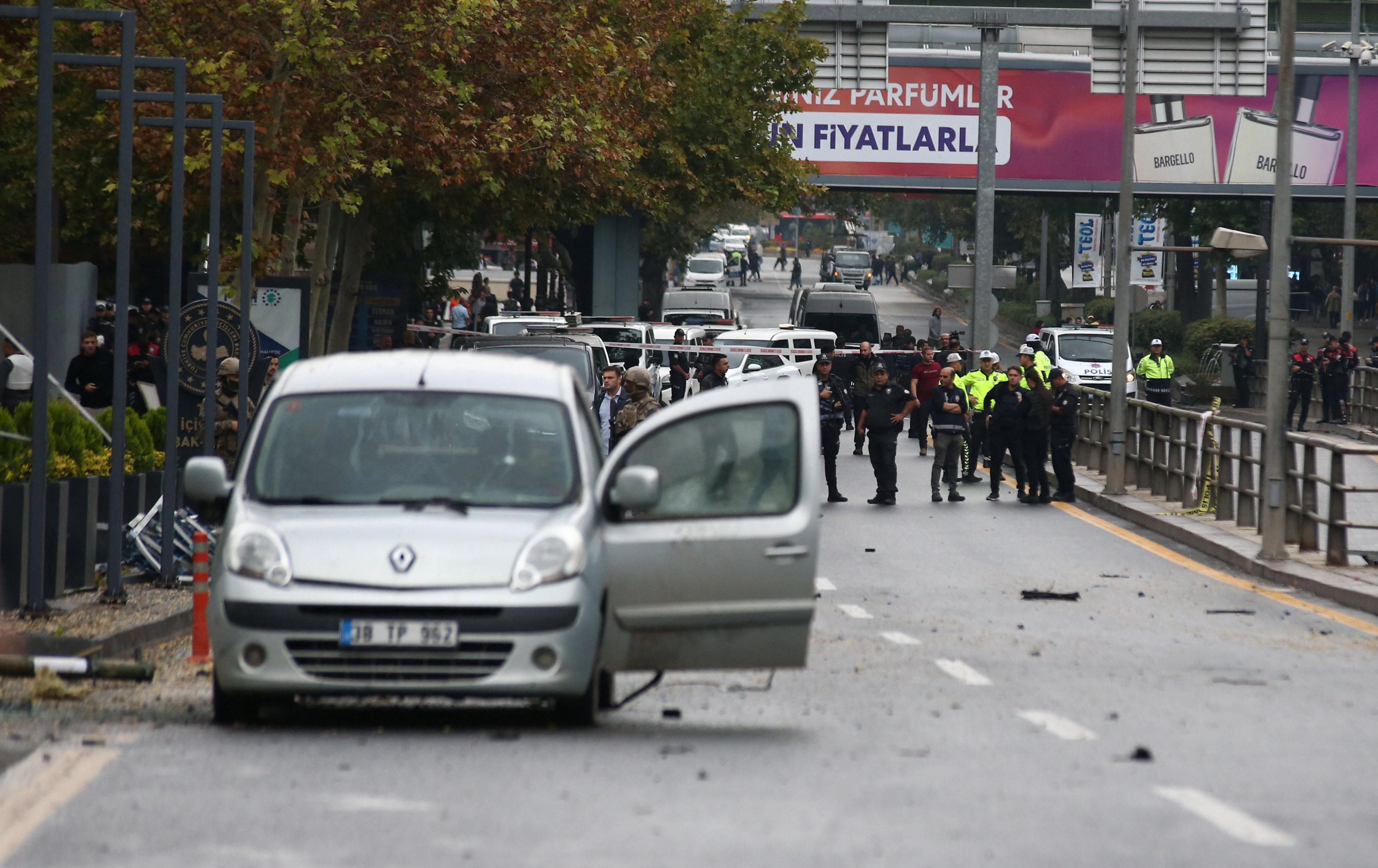 Security forces and debris outside the Interior Ministry following a bomb attack in Ankara, Turkey. Photo: Reuters