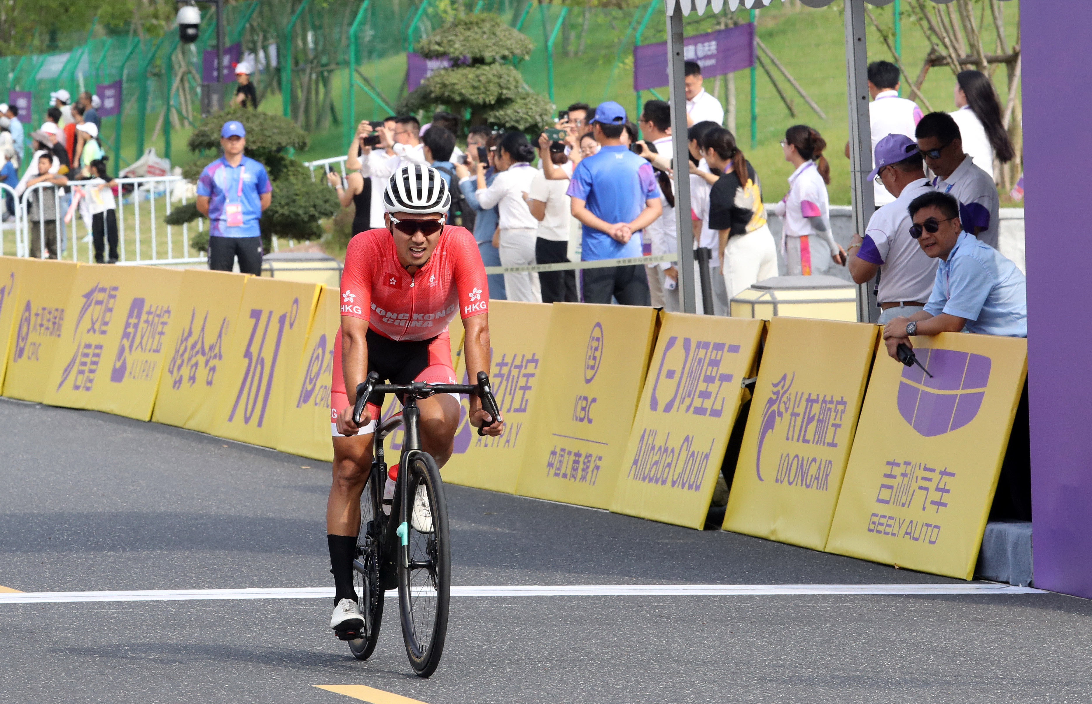 Leung Chun-wing finishes 29th at the men’s road race. Photo: SF&OC