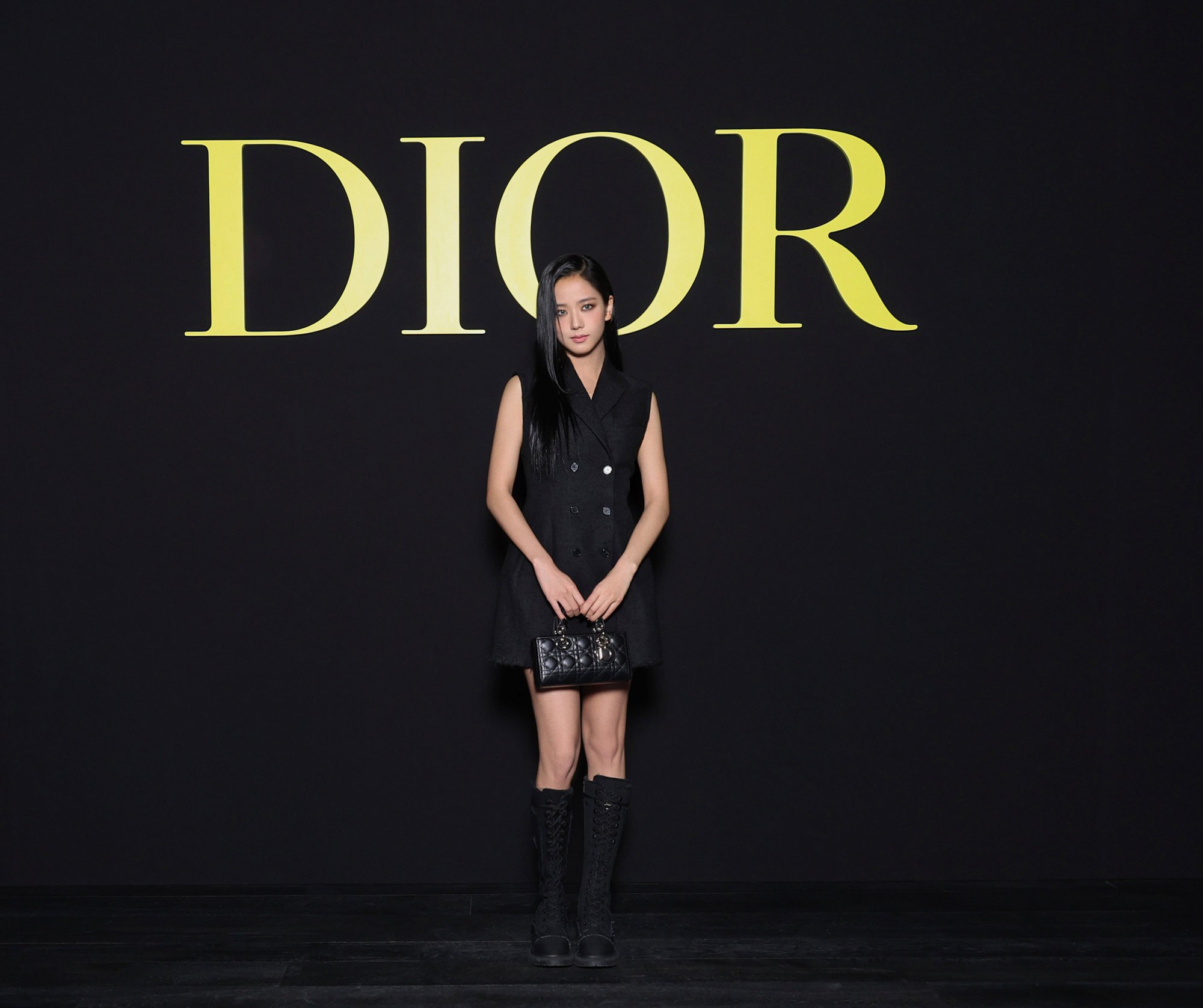 Blackpink's Jisoo Sits Front Row at Dior's PFW Show