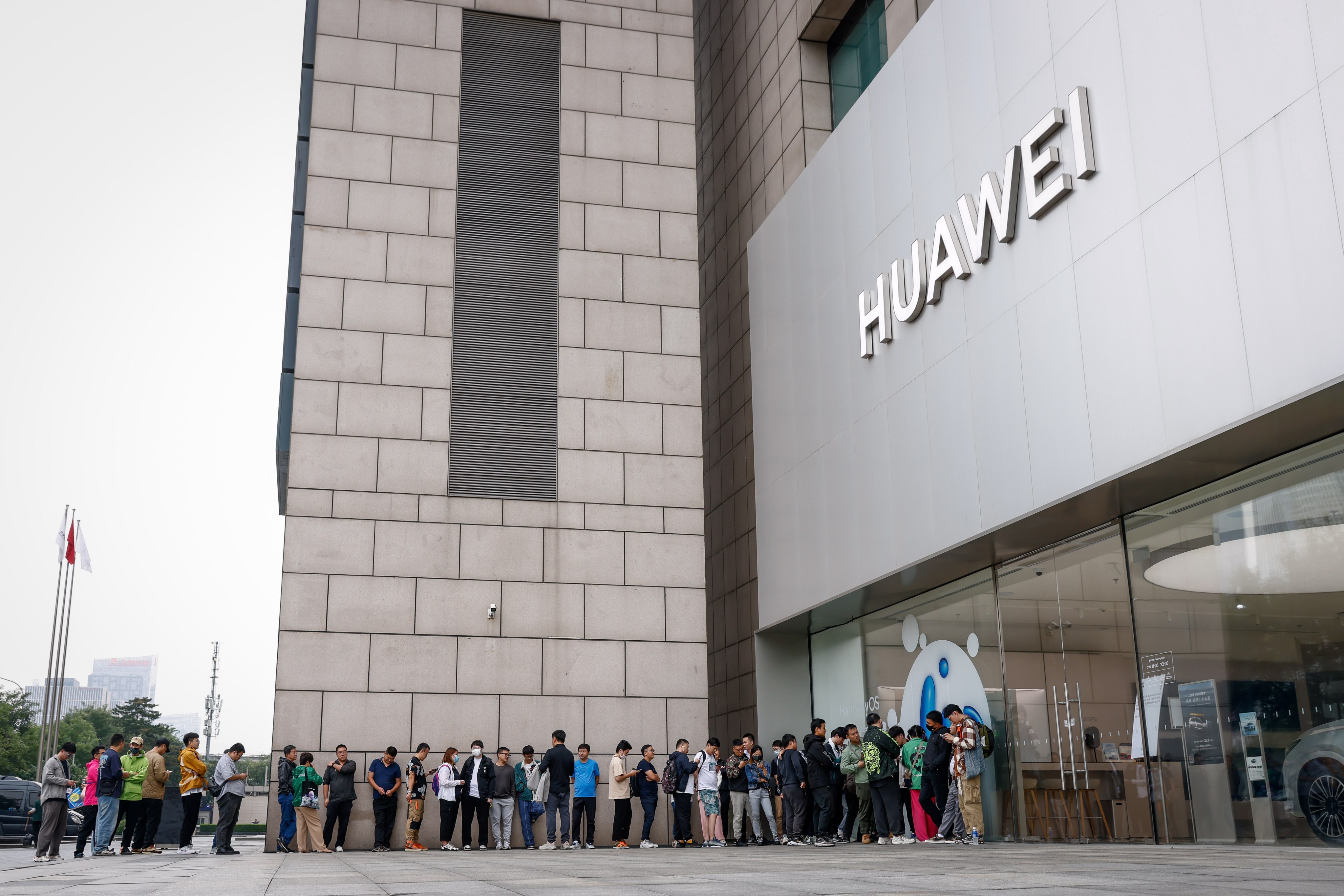 Huawei turns to the Middle East to promote 5G amid colder reception in Europe. Photo: EPA-EFE 