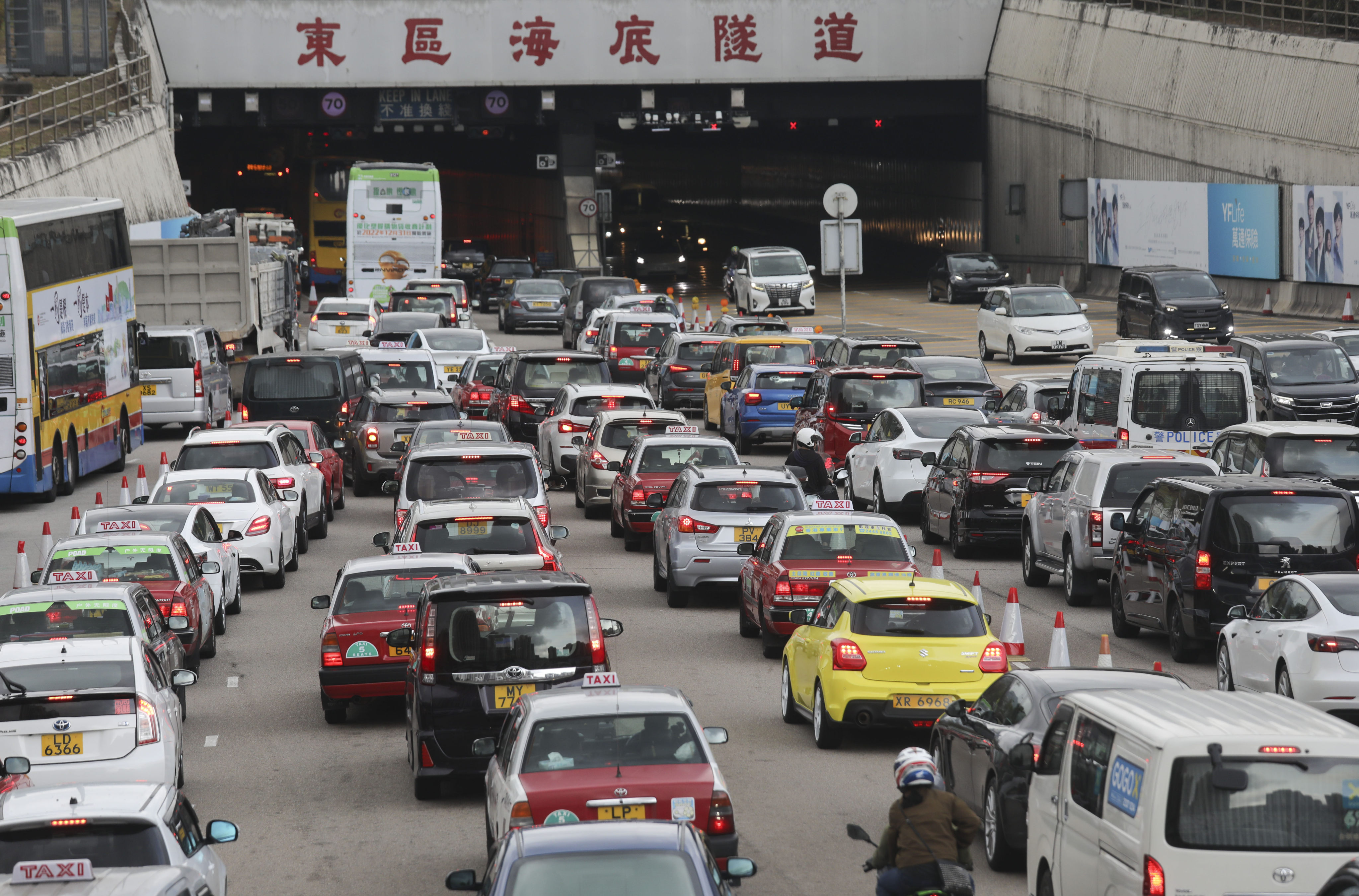 The Hong Kong government has set itself a goal of phasing out fossil fuel-fuel vehicles by 2035. Photo: Xiaomei Chen