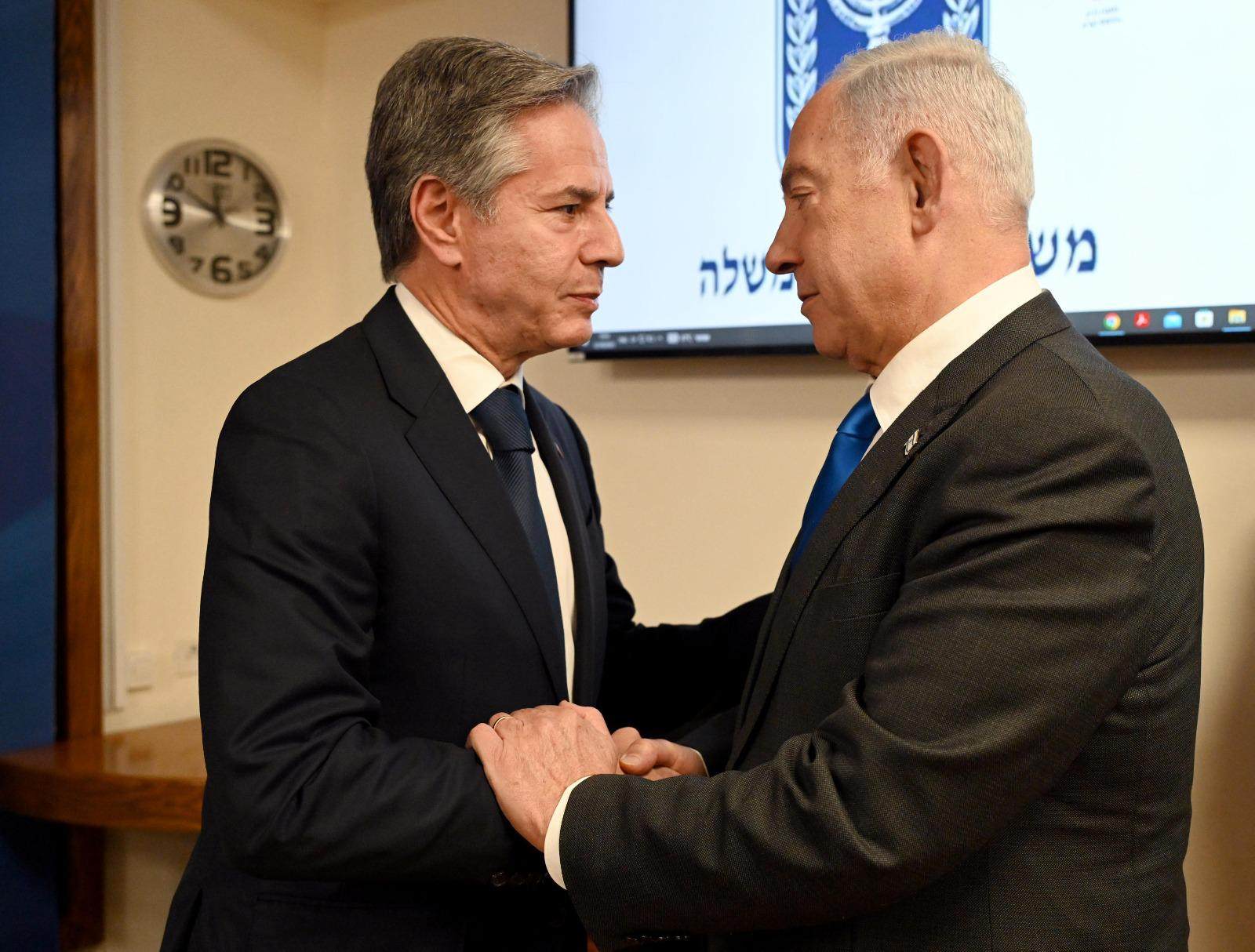 Israeli Prime Minister Benjamin Netanyahu (R) with US Secretary of State Antony Blinken in Tel Aviv on Thursday. Photo: Photo: Haim Zach/GPO/dpa