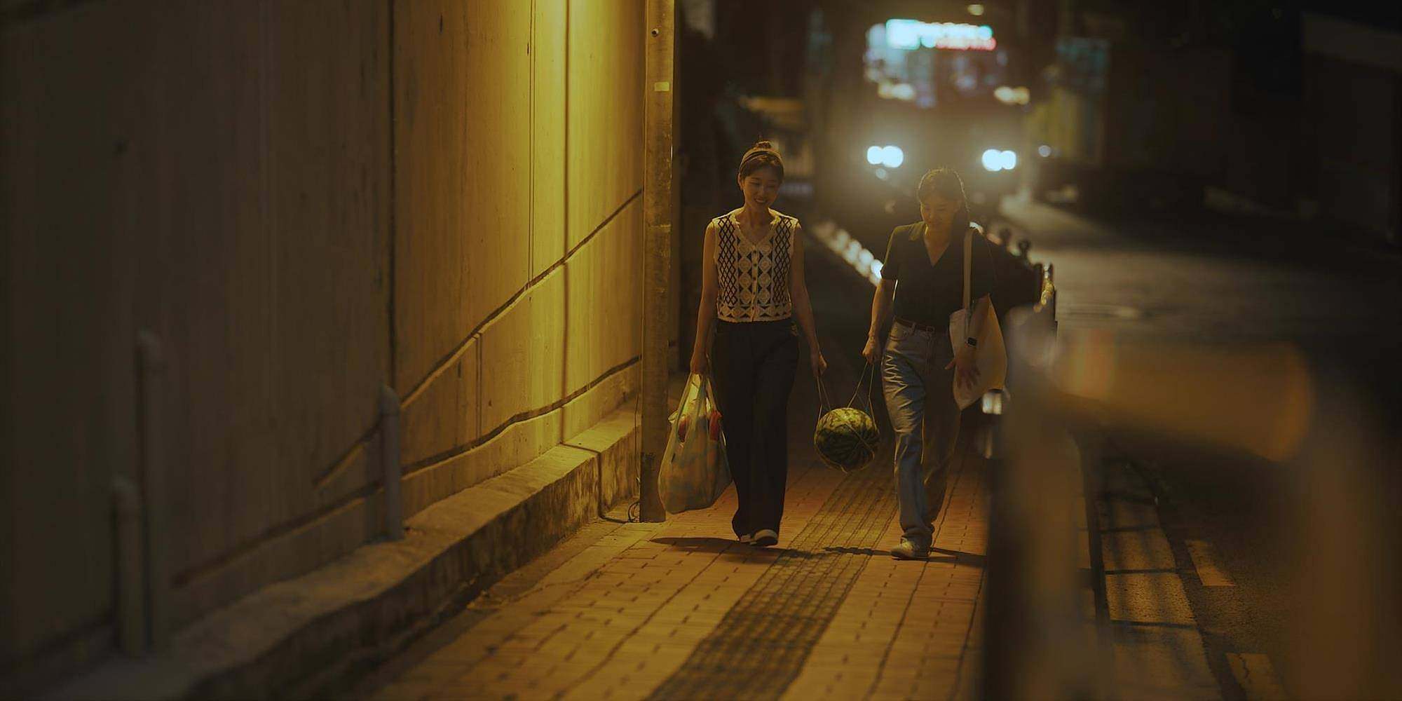 Im Se-mi (right) and Ha Yoon-kyung in a still from “Concerning My Daughter”, one of our top five Korean film premieres at the 2023 Busan International Film Festival.