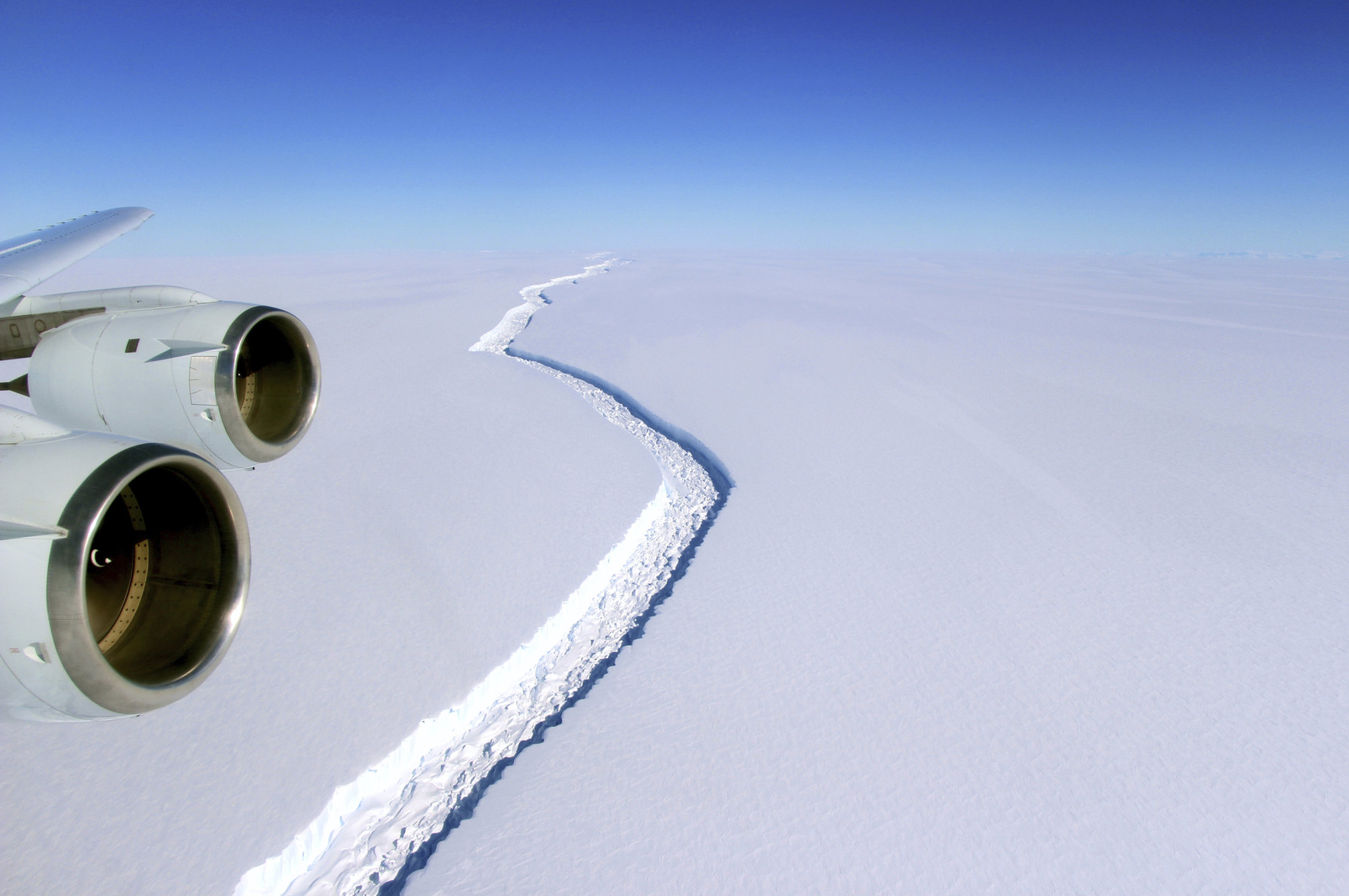 A rift in the Antarctic Peninsula’s Larsen C ice shelf is seen in November 2016. Photo: Nasa via AP