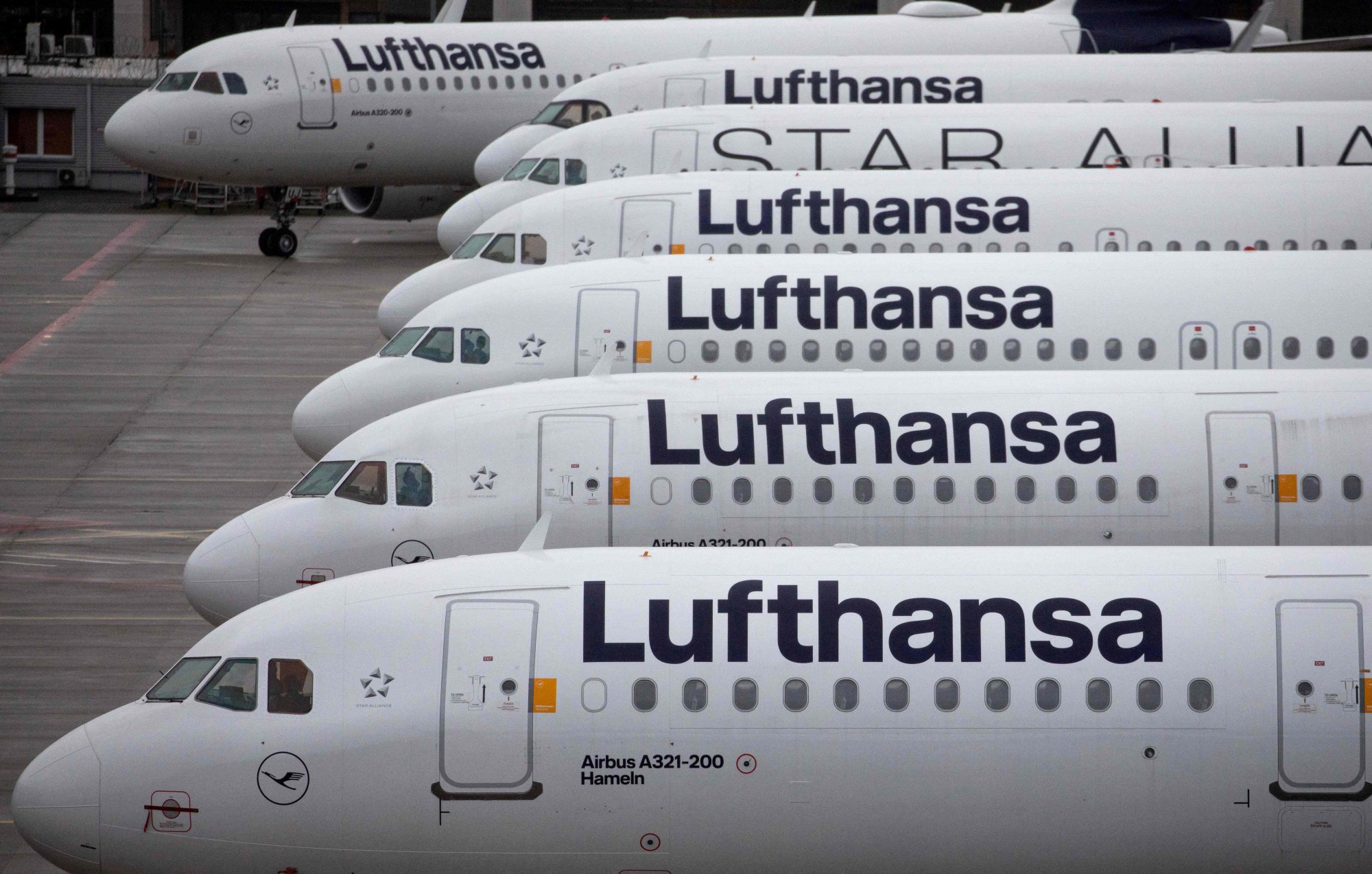 Exclusive | Lufthansa rides Hong Kong travel recovery and will restore ...