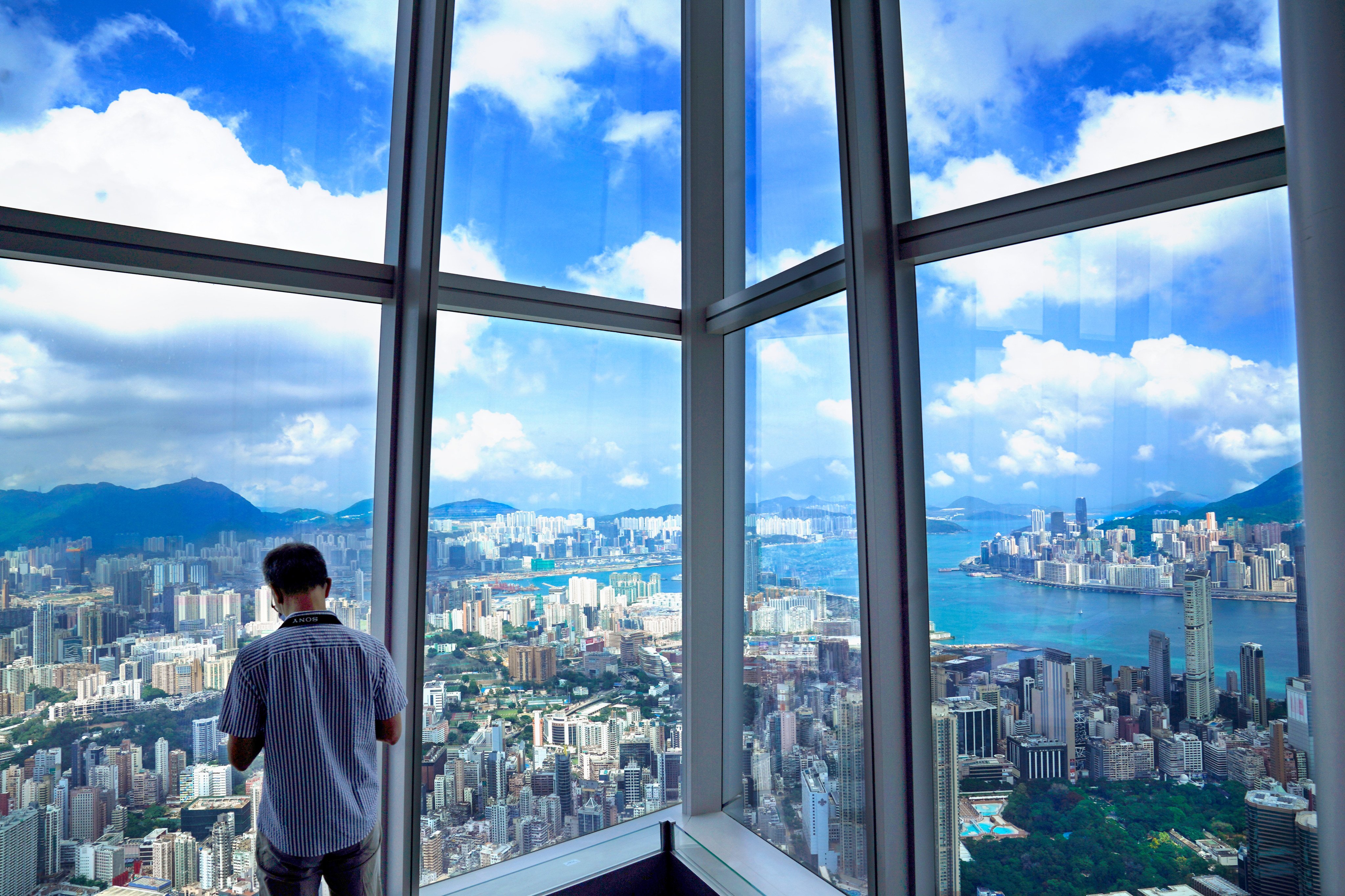 A study of Hong Kong’s affluent demographic suggests its members are continuing to plan ahead to meet their financial goals, despite ongoing economic uncertainty. Photo: SCMP / Sam Tsang
