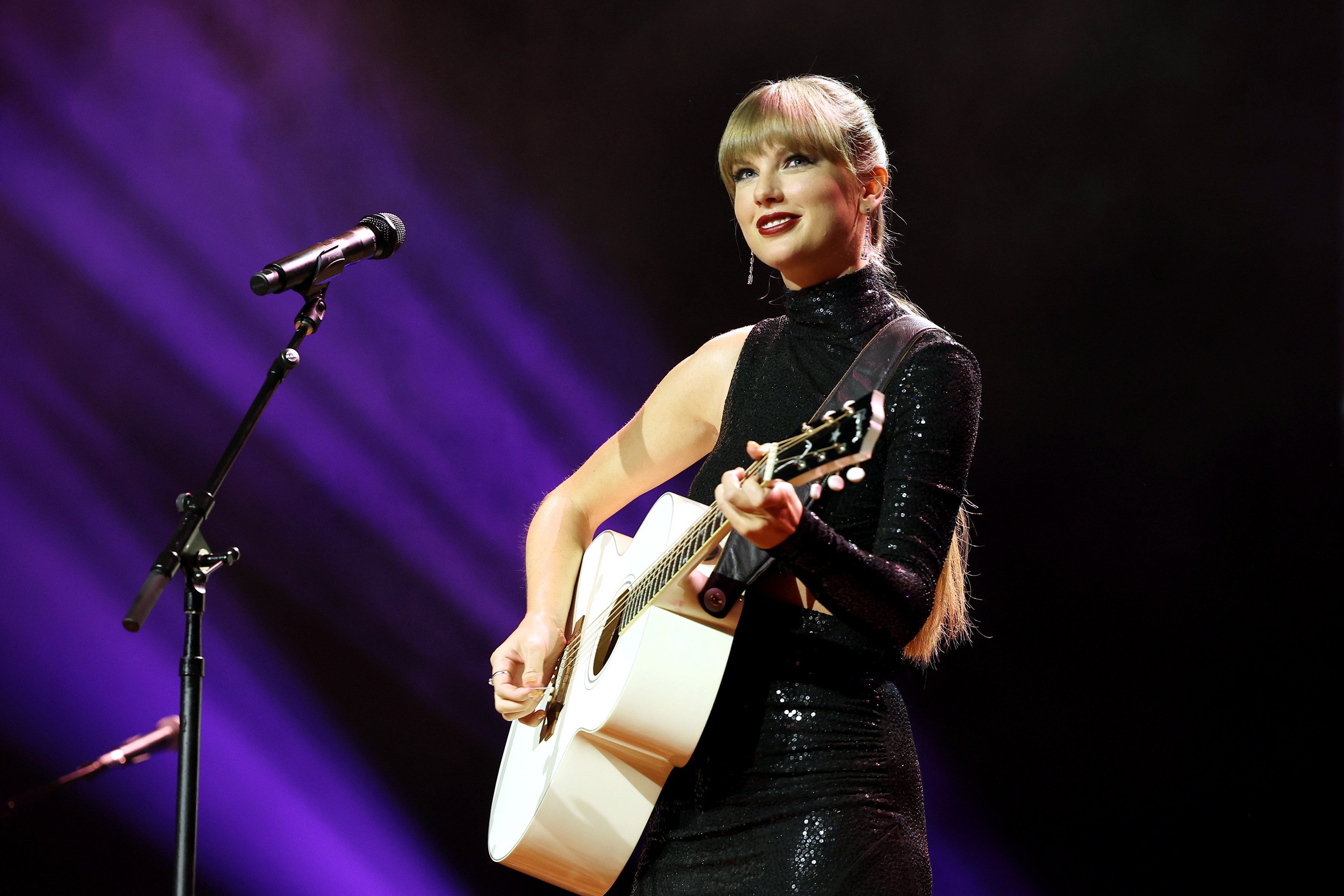 Is Taylor Swift Headlining a World Tour in 2025?