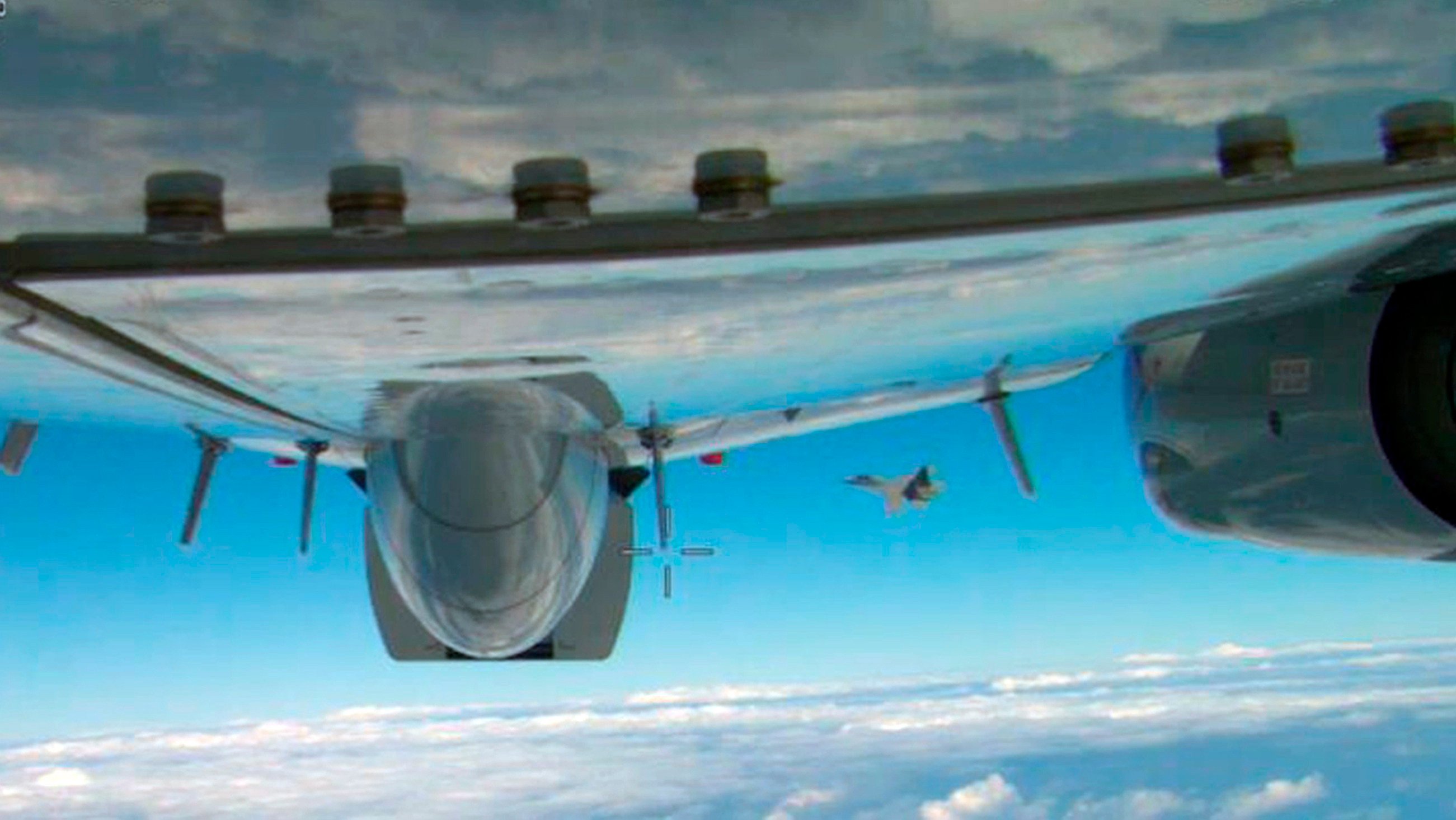An image released by the Pentagon shows an intercept of a US warplane by Chinese aircraft in the Pacific Ocean in January. Photo: US Department of Defence via AP