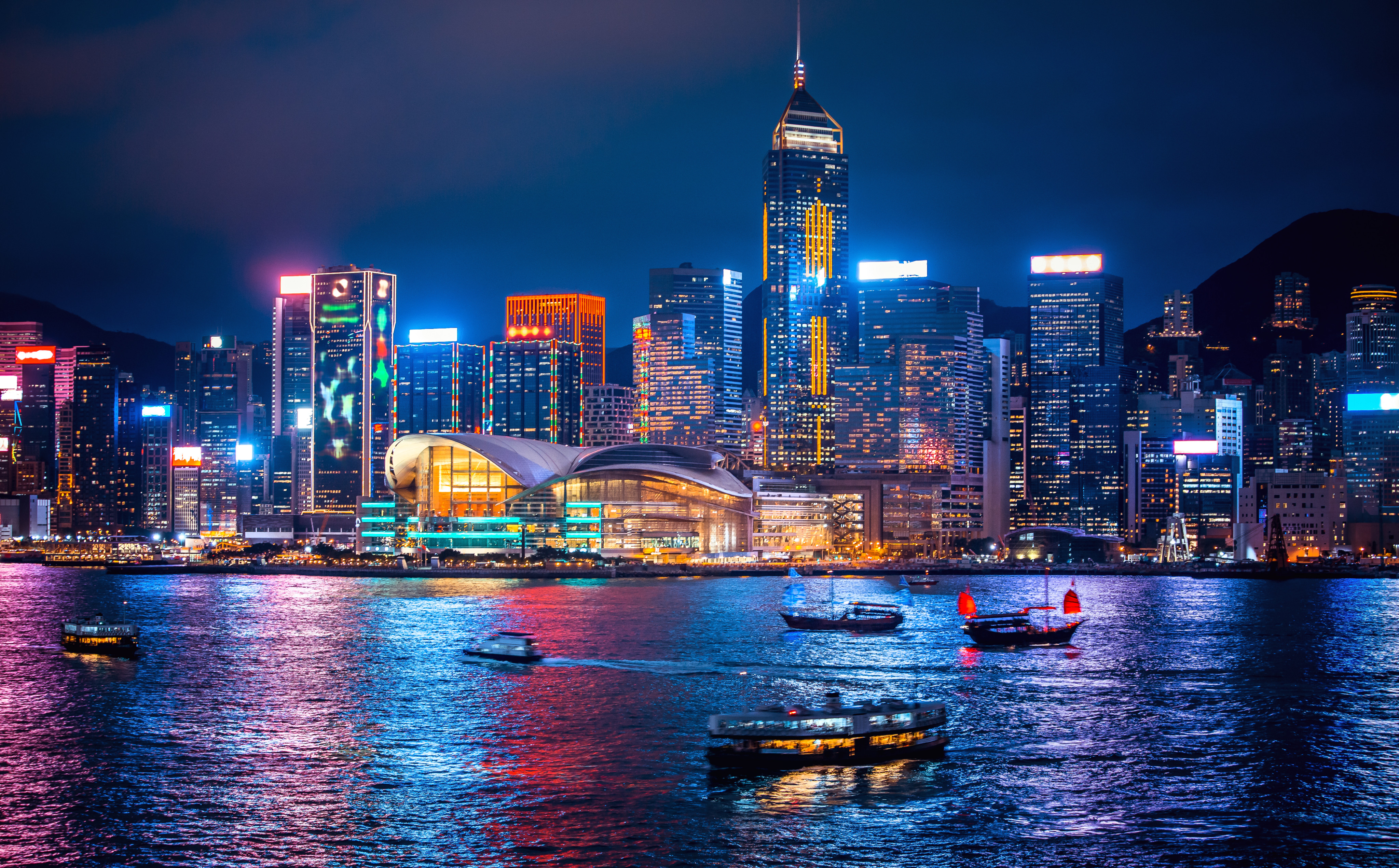 Beijing is promoting Hong Kong as a fundraising hub for mainland Chinese companies and as a superconnector between China and the world. Photo: Shutterstock