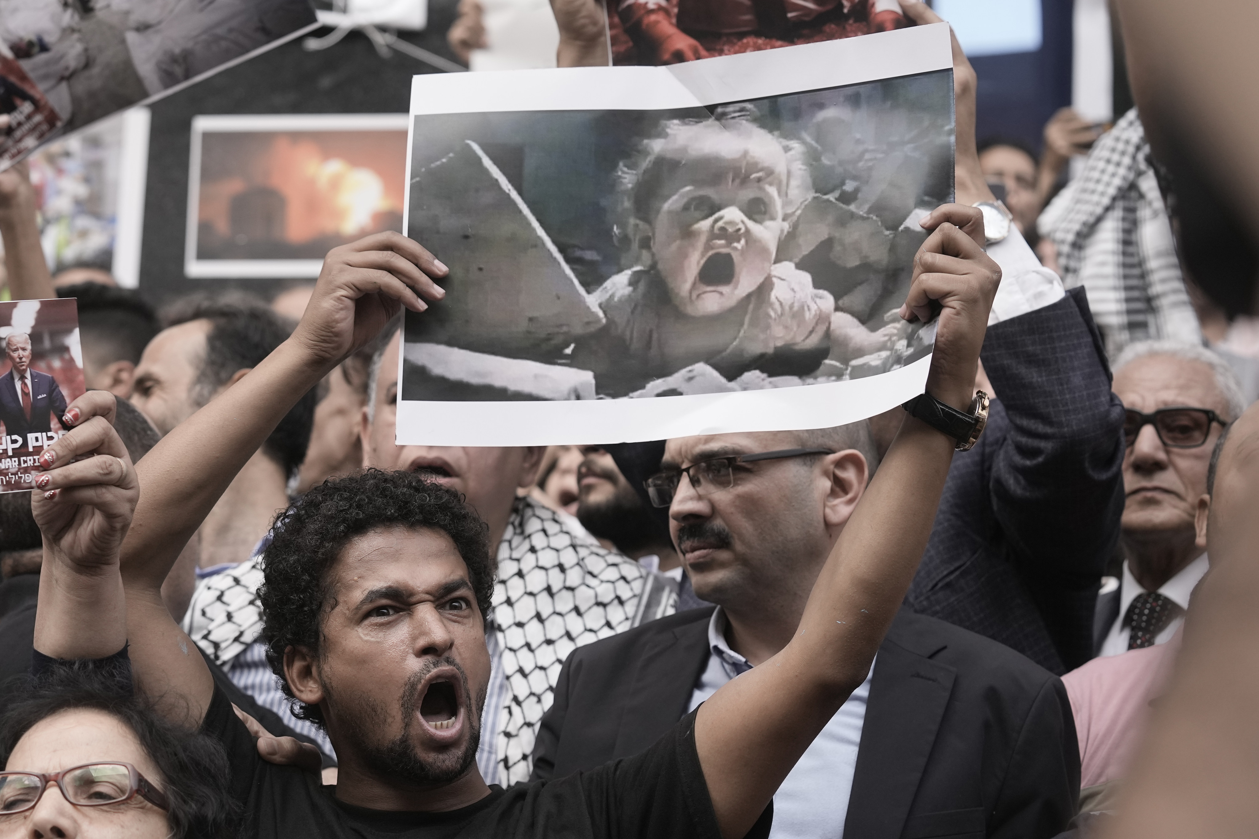 Egyptian protesters shout anti-Israeli slogans during a demonstration in Cairo, Egypt, on Wednesday. Photo: AP