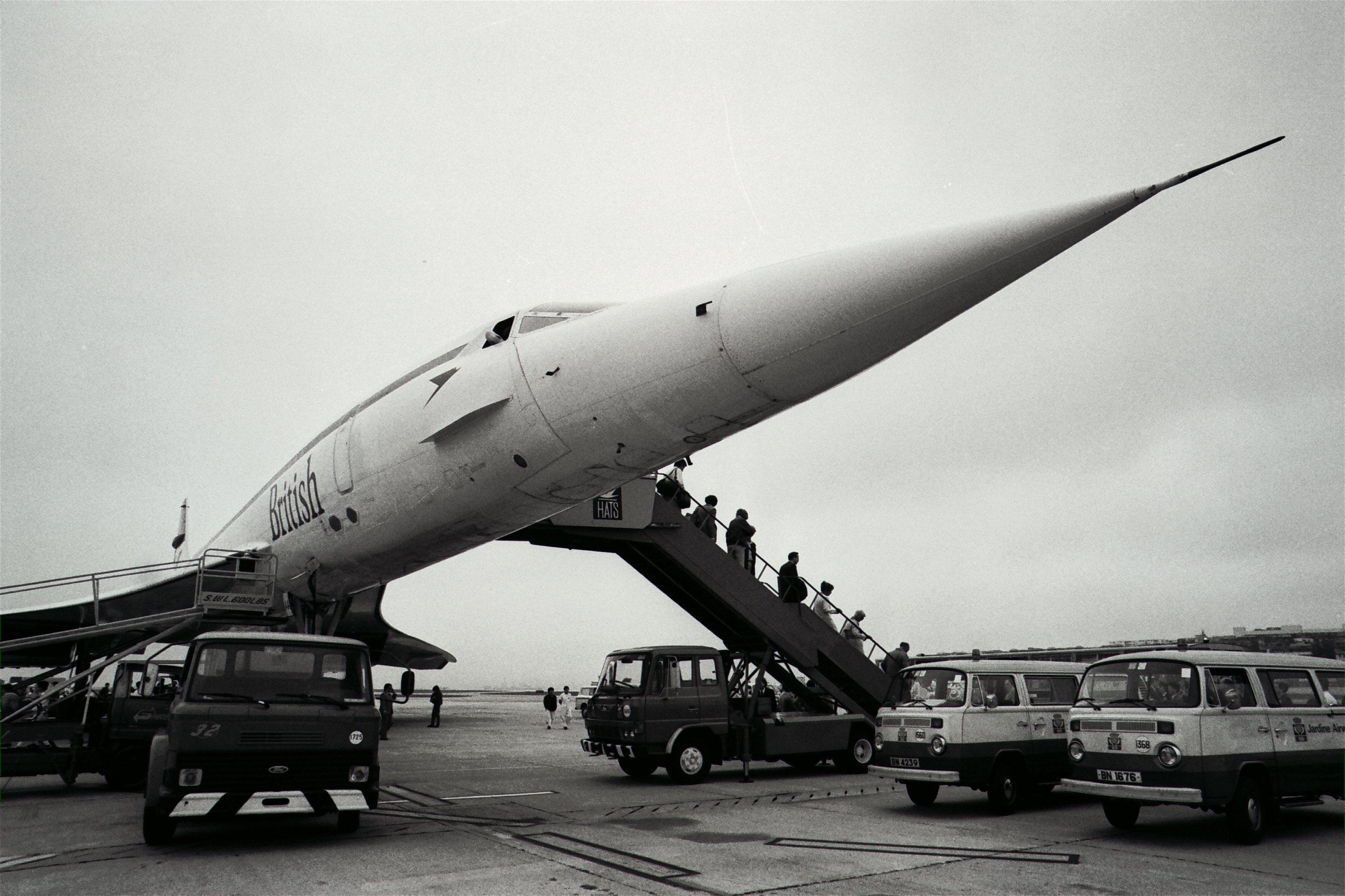 British Airways’ flagship, the Concorde, arrives at Kai Tak Airport. Photo: SCMP
