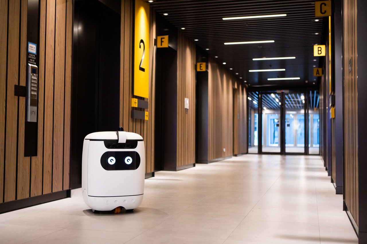 A friendly-looking robot from Rice Robotics roam around Hong Kong’s Citic Tower. Photo: Handout