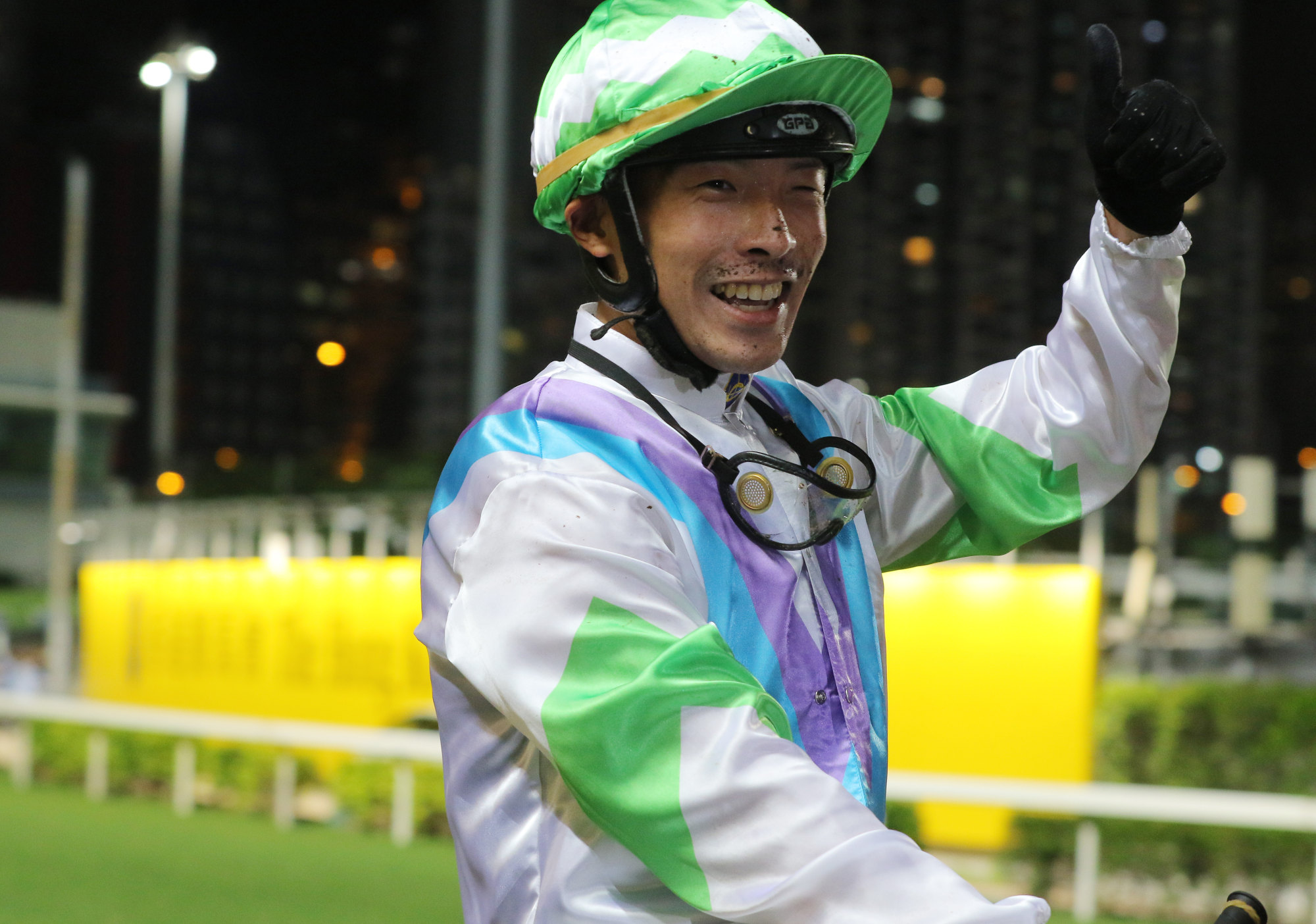 Ben So celebrates one of his final victories as a jockey at Happy Valley in June 2020.