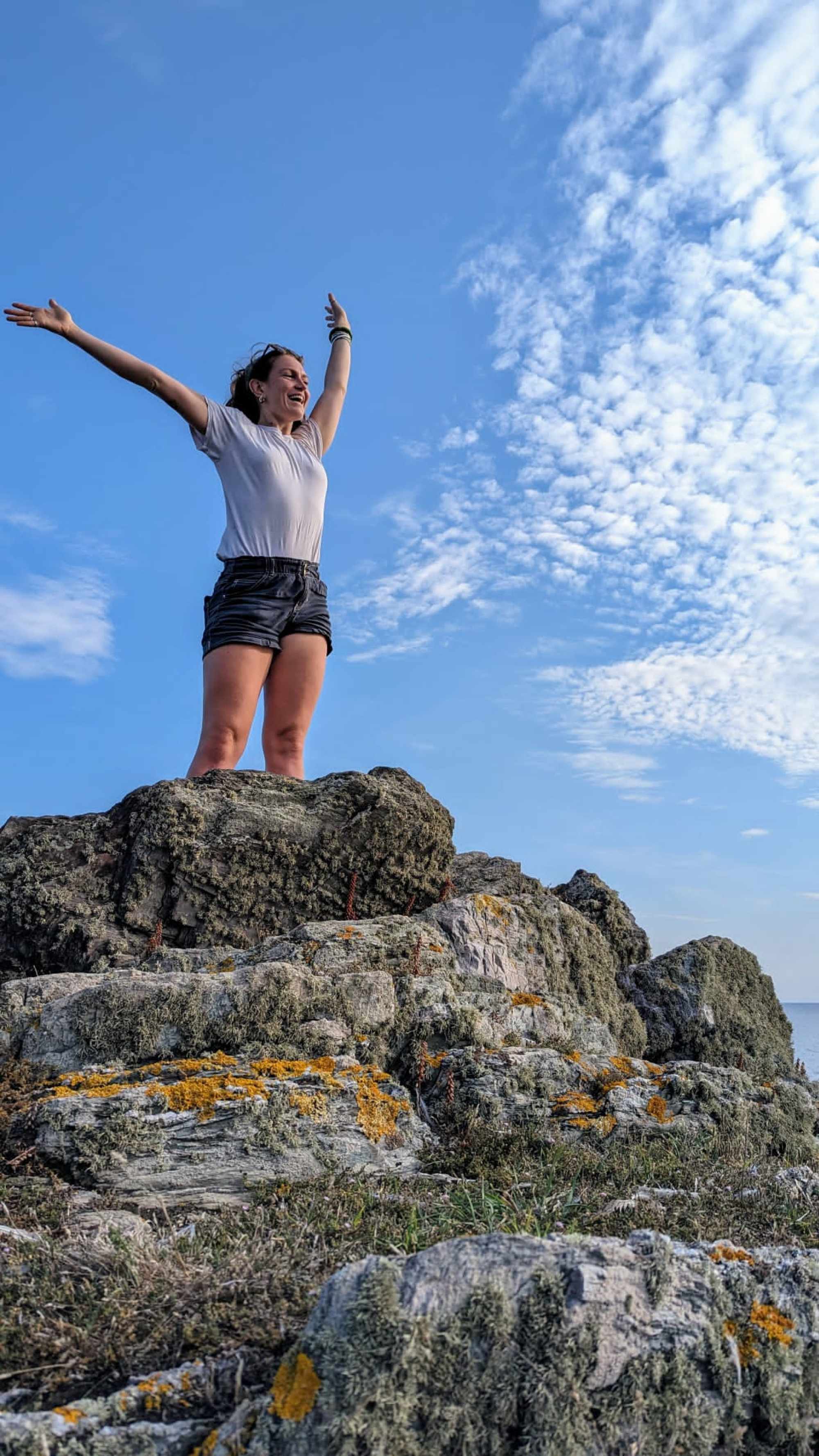 OCD: symptoms, behaviour examples, treatment – and how 1 woman has ...