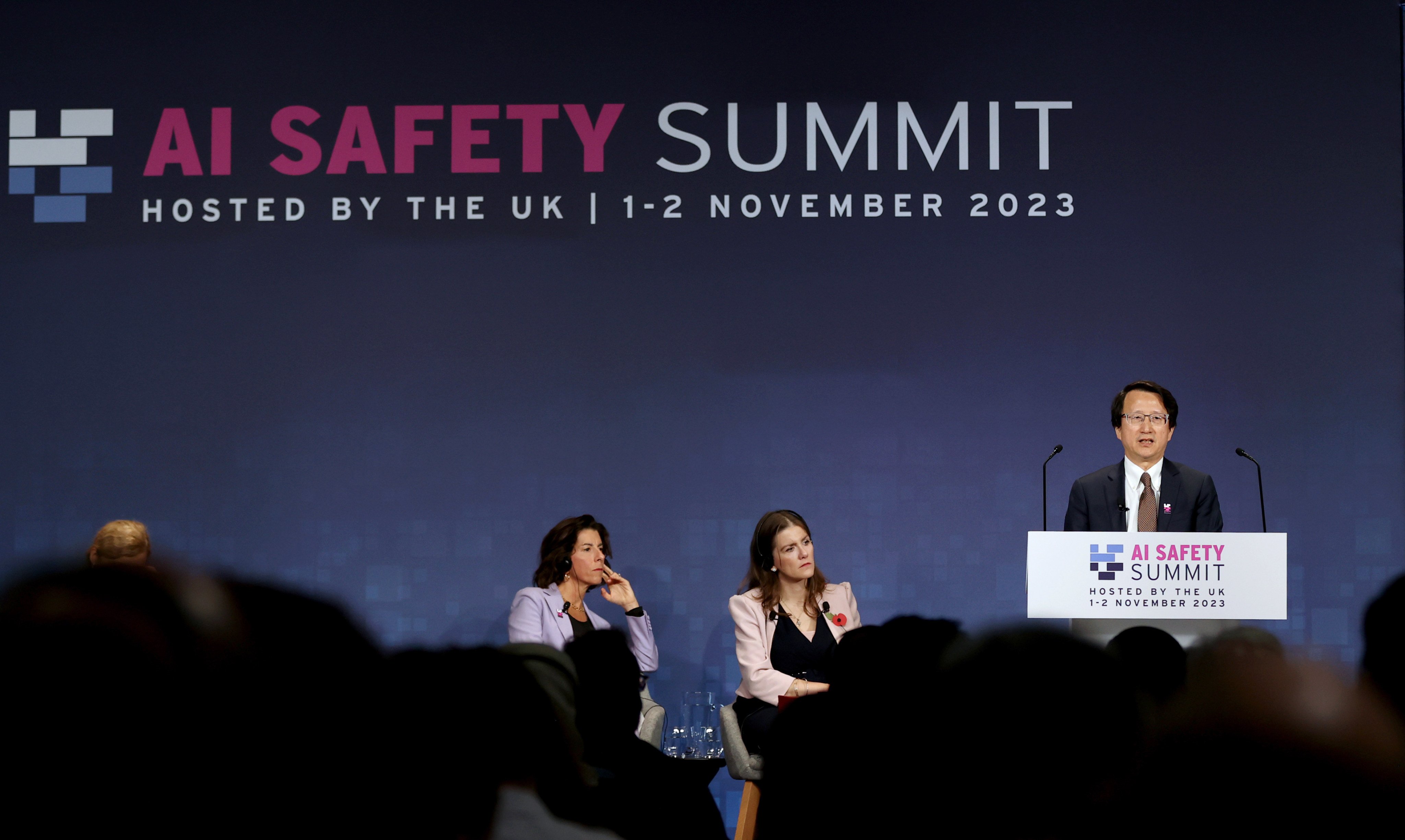 Wu Zhaohui, China’s Vice-Minister of Science and Technology, addresses the AI Safety Summit in the UK on November 1, 2023. 
Photo: Xinhua