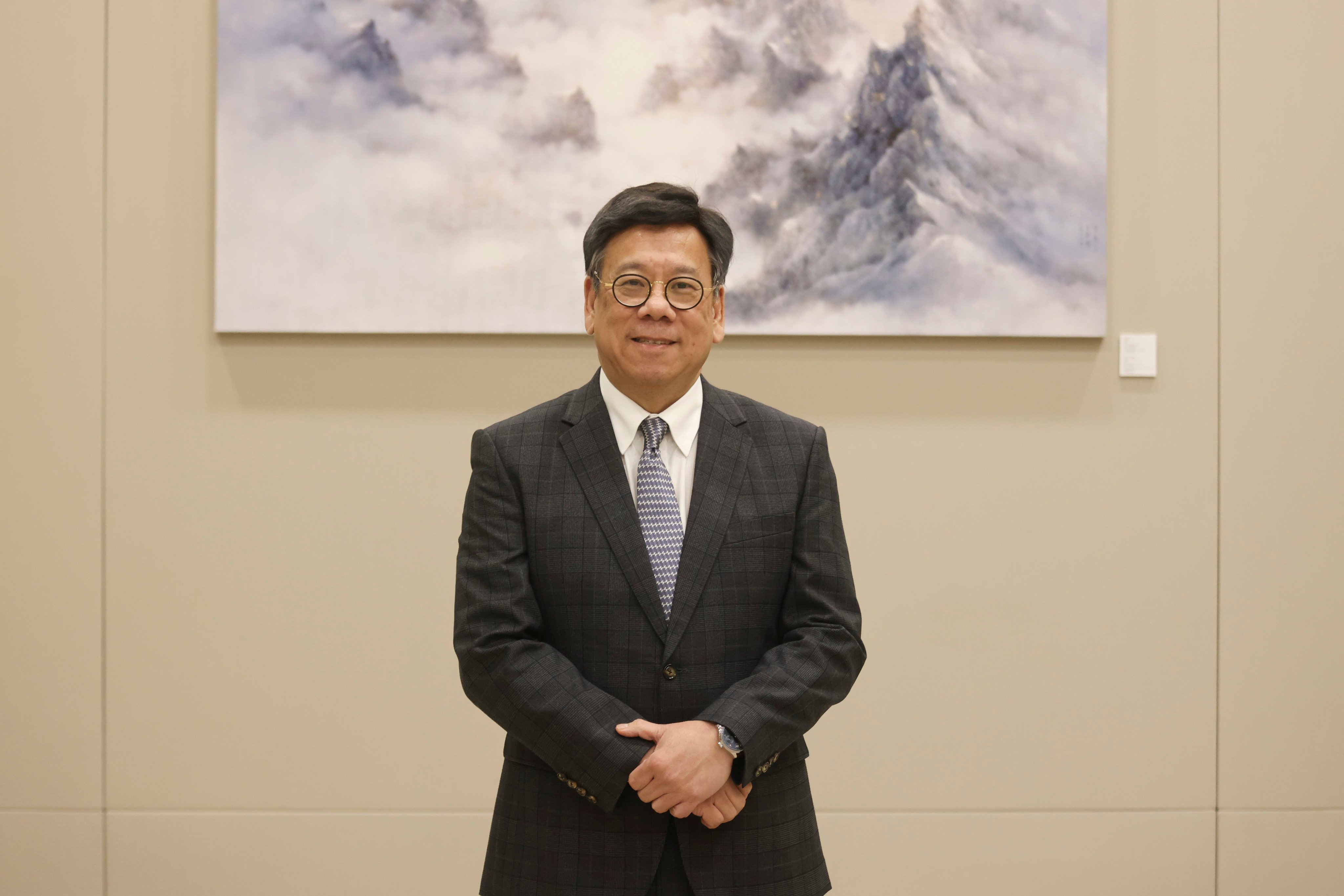 Commerce minister Algernon Yau says he will promote the city to his Western counterparts at the coming Apec ministerial meeting. Photo: Jonathan Wong