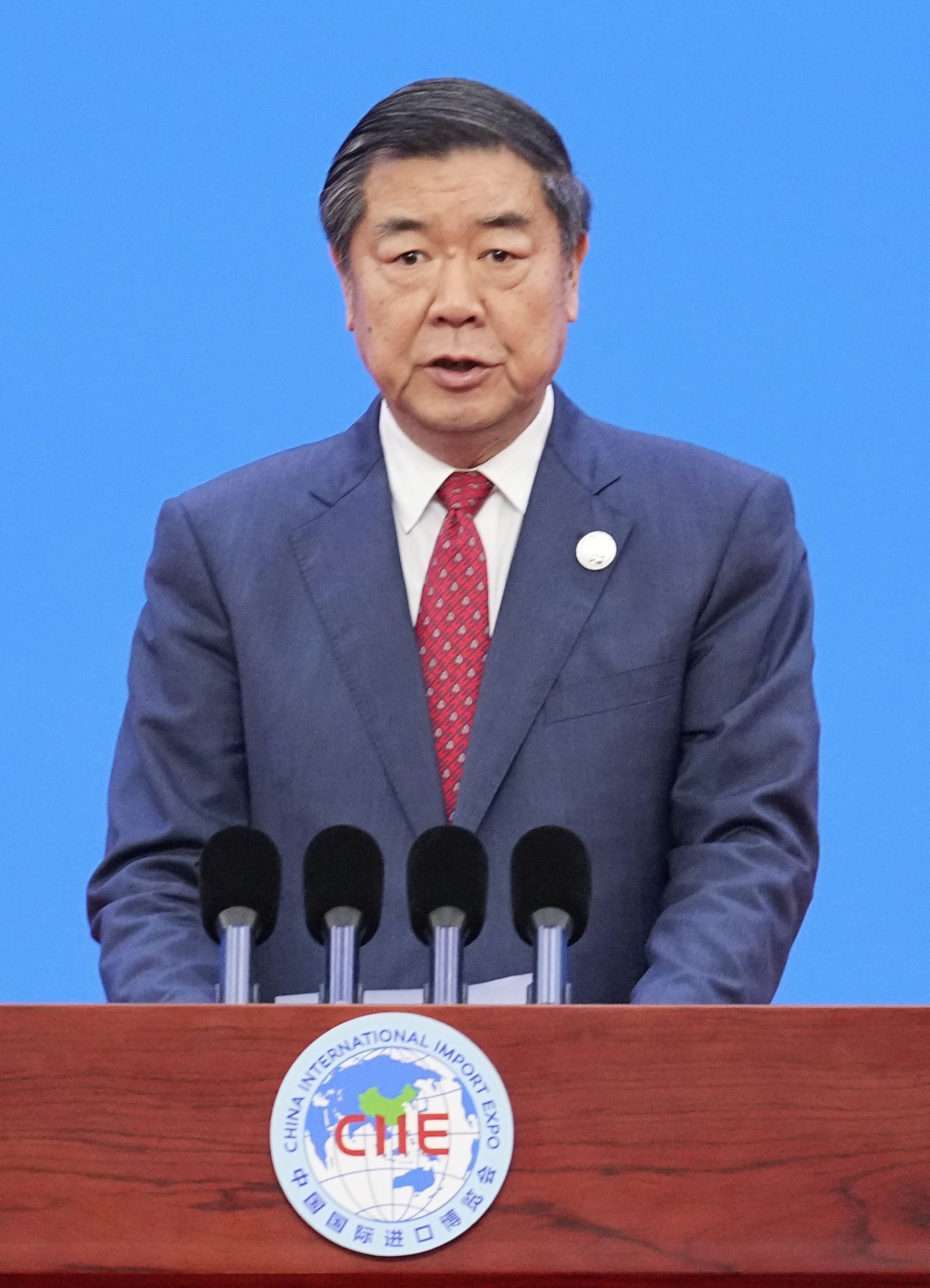 He Lifeng, who was promoted to vice-premier in March, has taken on a bigger trade portfolio than his predecessor. 
Photo: Kyodo
