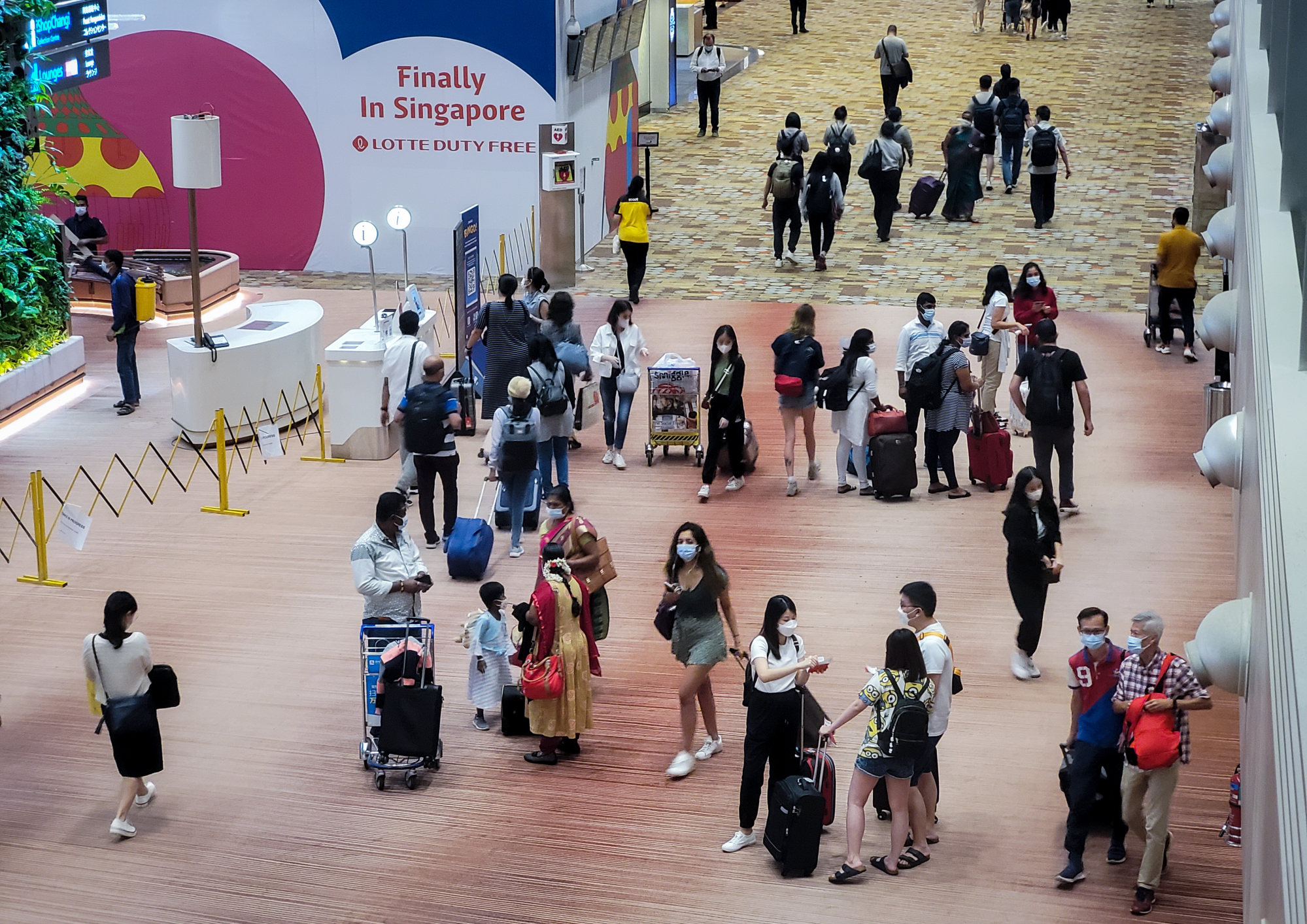 Australian man kicked off Scoot flight for slapping passenger, challenging  others to fight on Singapore to Manila trip