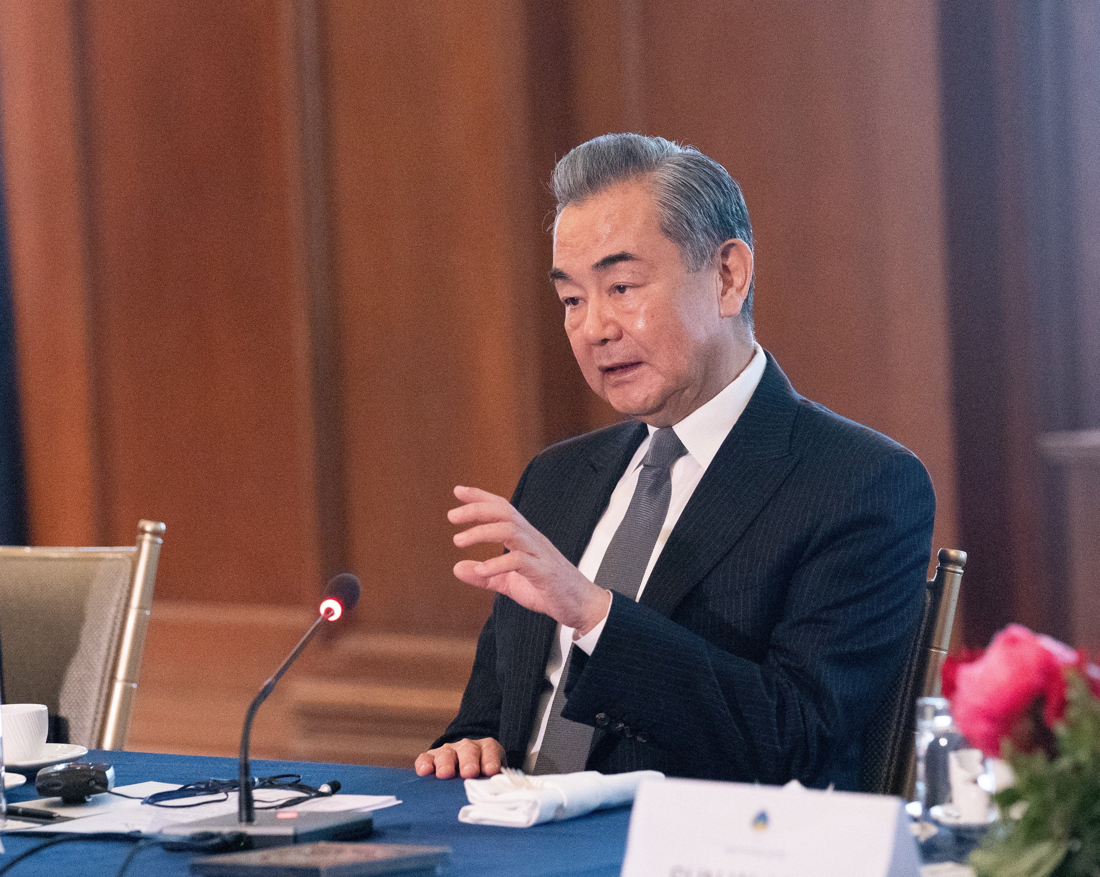 Chinese Foreign Minister Wang Yi and Takeo Akiba, Japan’s top national security advisor, discussed planning for high-level dialogue between their countries. Photo: Xinhua