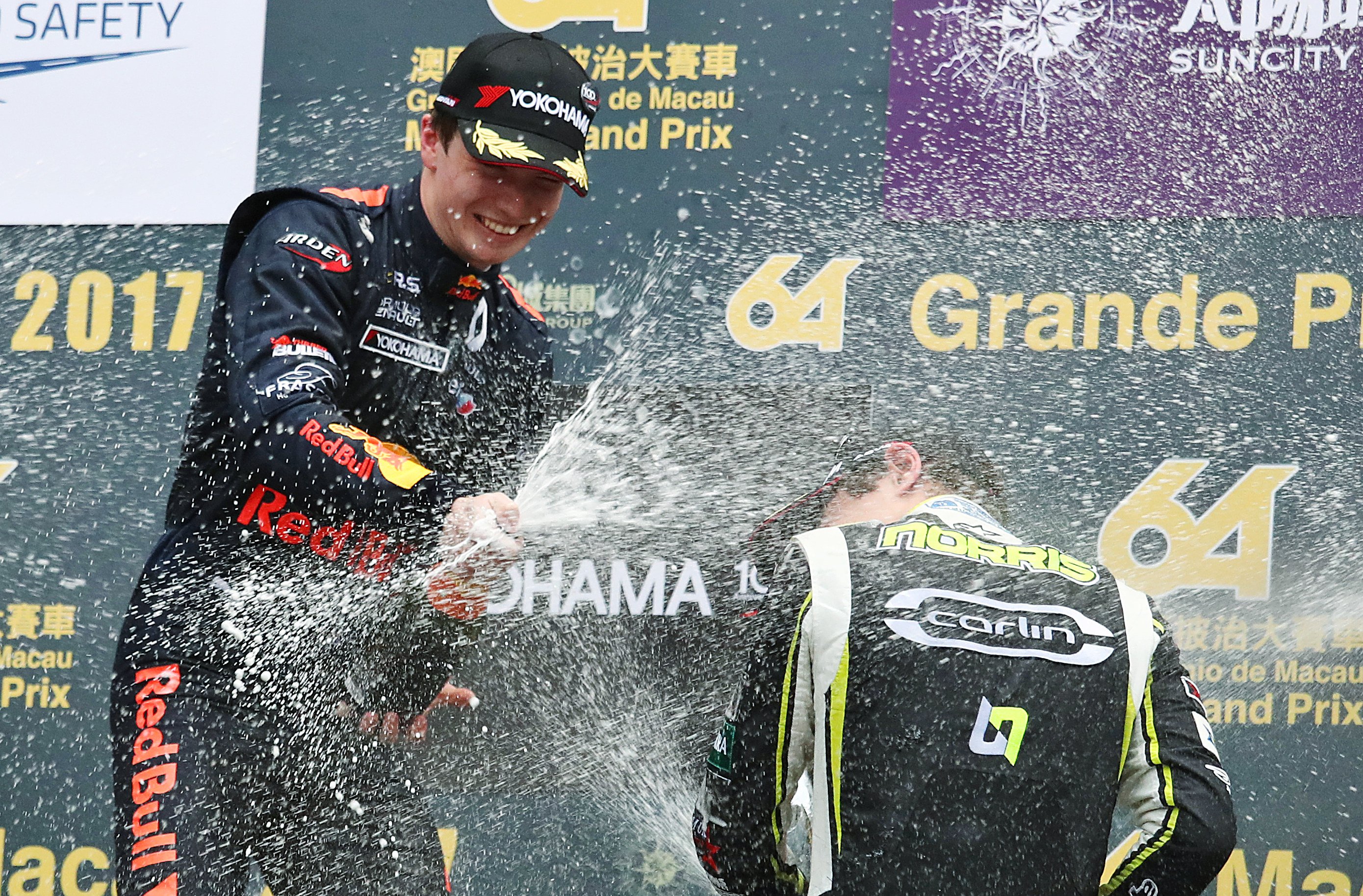 Daniel Ticktum celebrates his Formula Three victory at the Macau Grand Prix in 2017. Photo: Nora Tam
