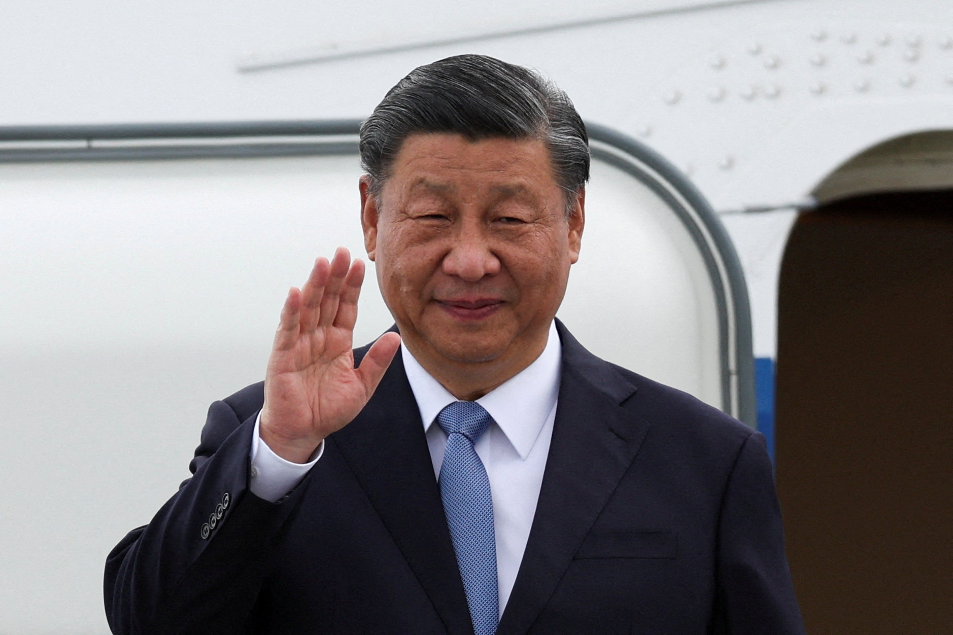 Chinese leader Xi Jinping arrives in San Francisco, where he will attend the APEC summit. Photo: Reuters