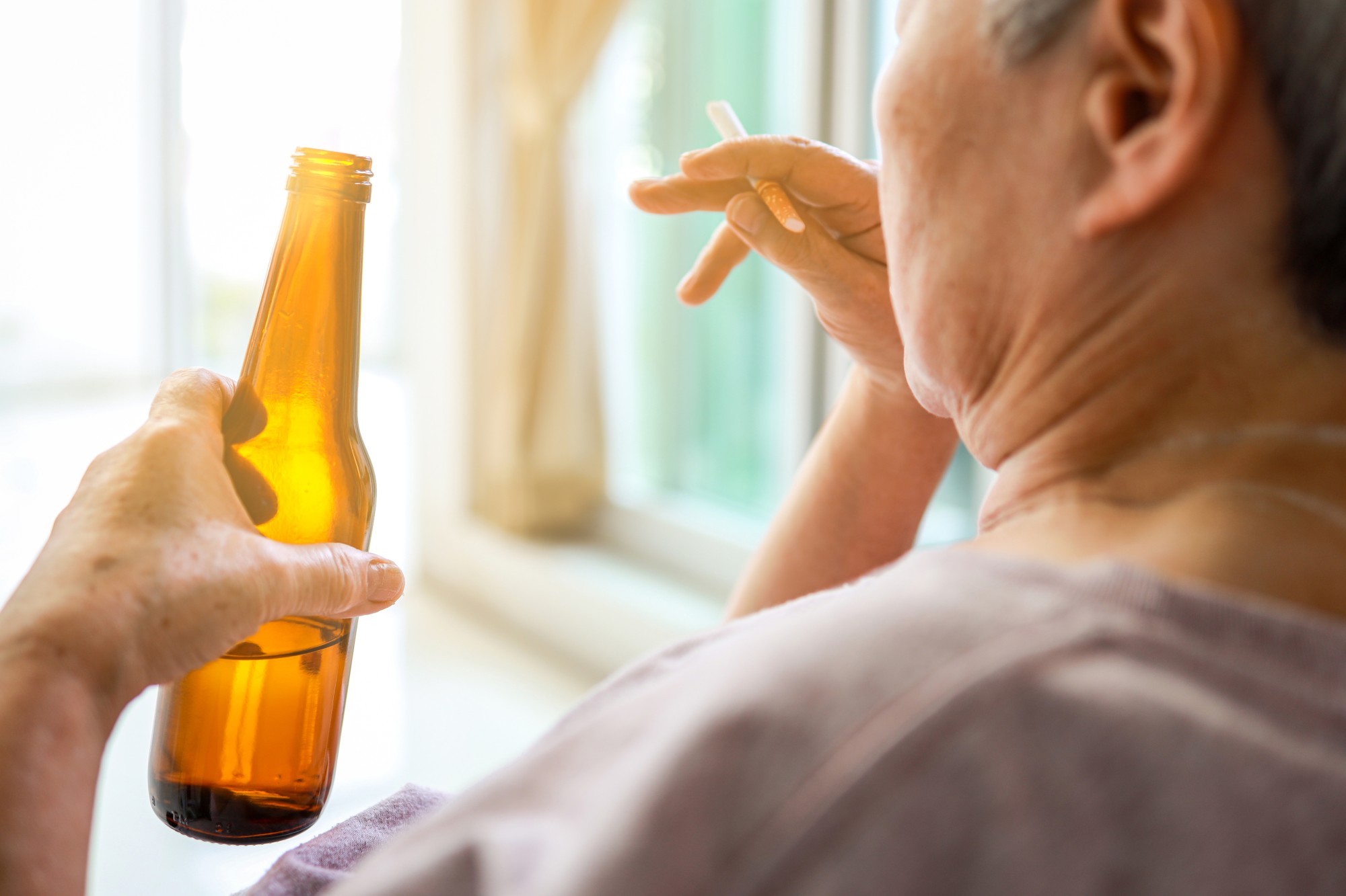 Researchers suggest that some people who are more socially isolated may have some more unhealthy behaviours like smoking or drinking too much. Photo: Shutterstock