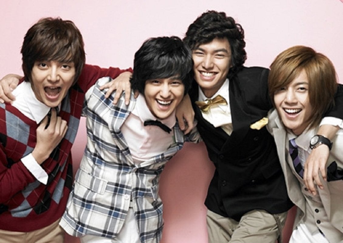 Lee Min-ho (second from right) leads the cast of the megahit series “Boys Over Flowers”, set in a Korean high school.