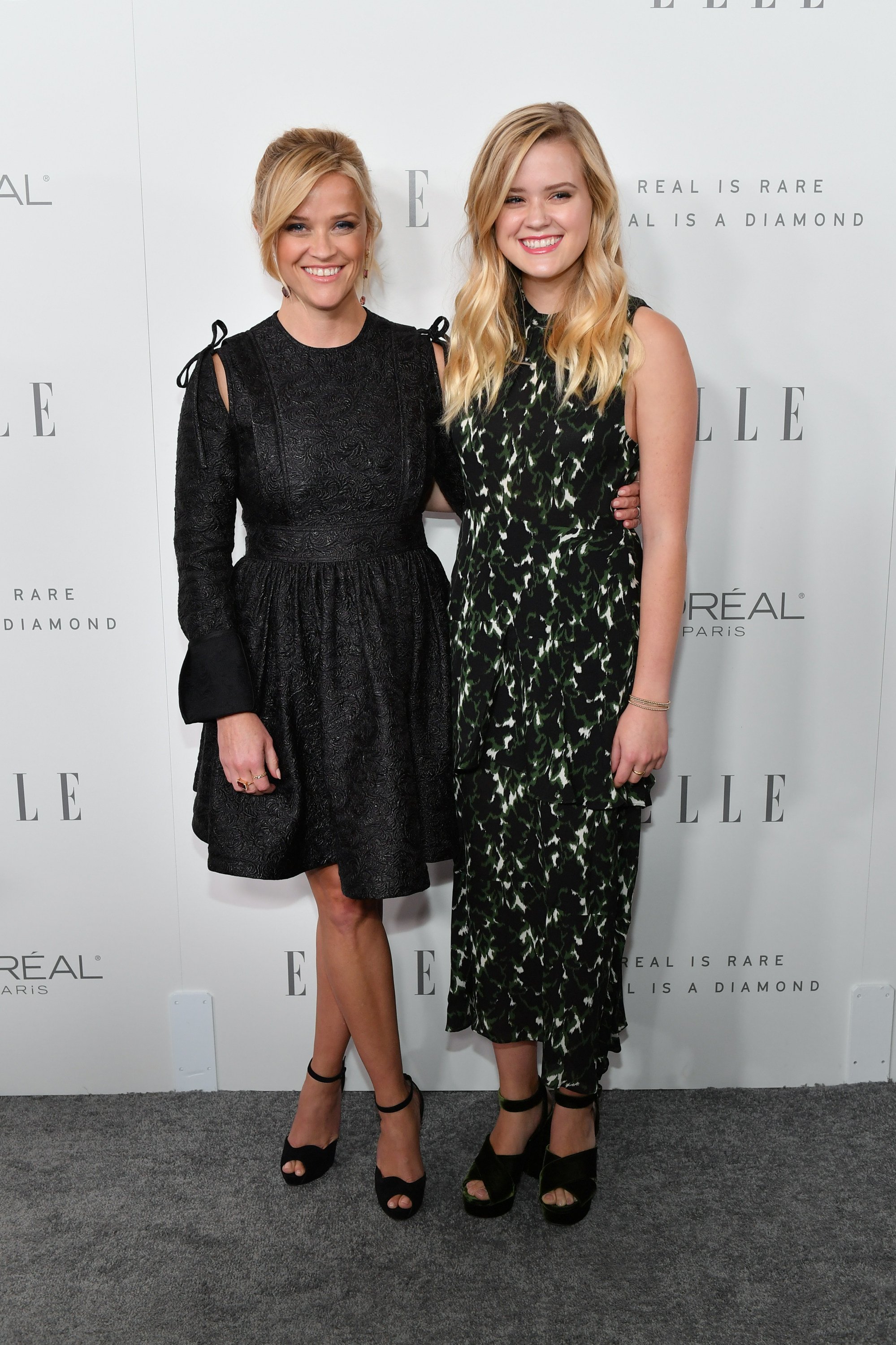 Reese Witherspoon And Ava Phillippes Best Twinning Fashion Looks From Barbiecore And Glam 