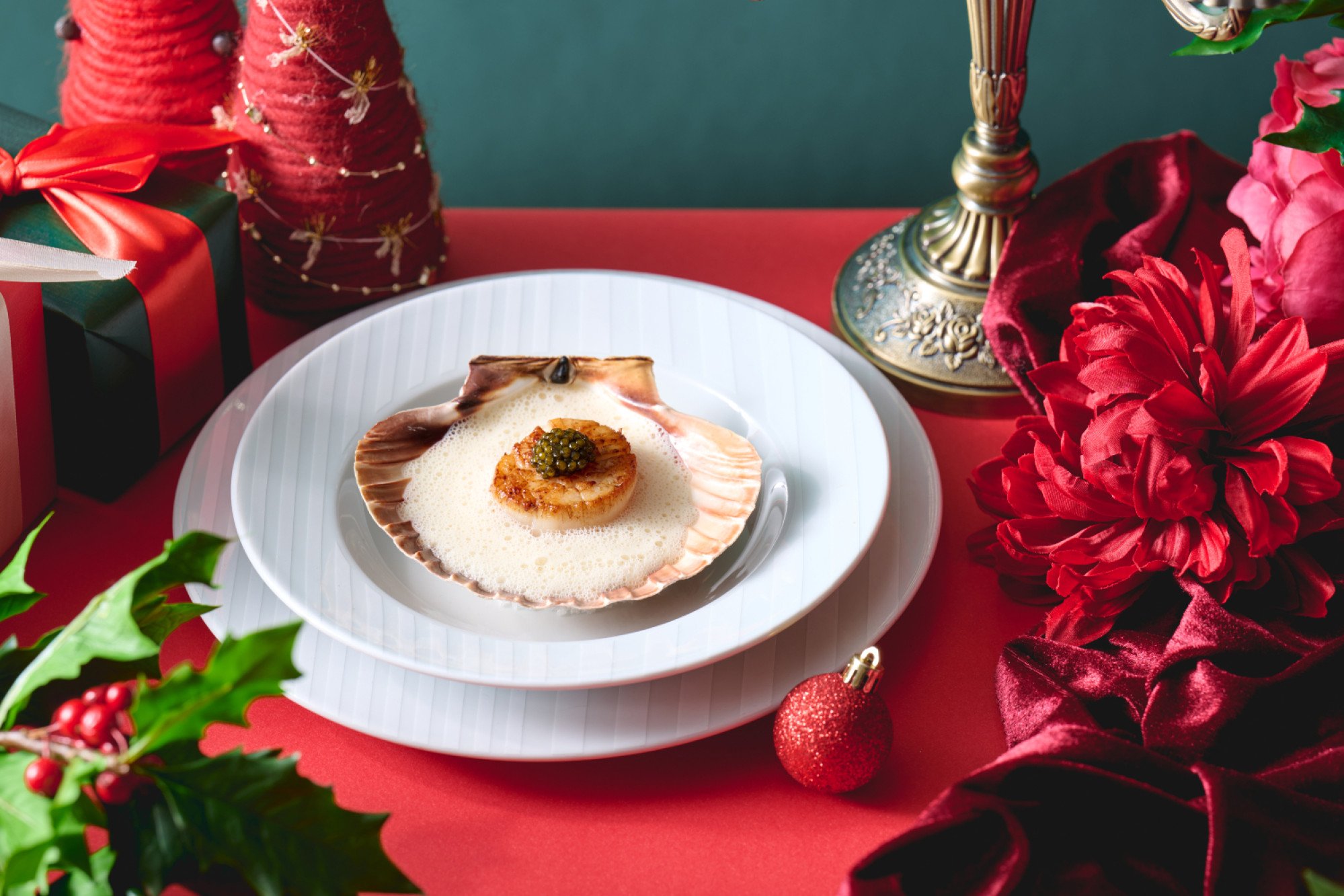 Lobster Bar and Grill is offering diners the option of four- or six-course meals this Christmas. Photo: Shangri-La Hotels and Resorts