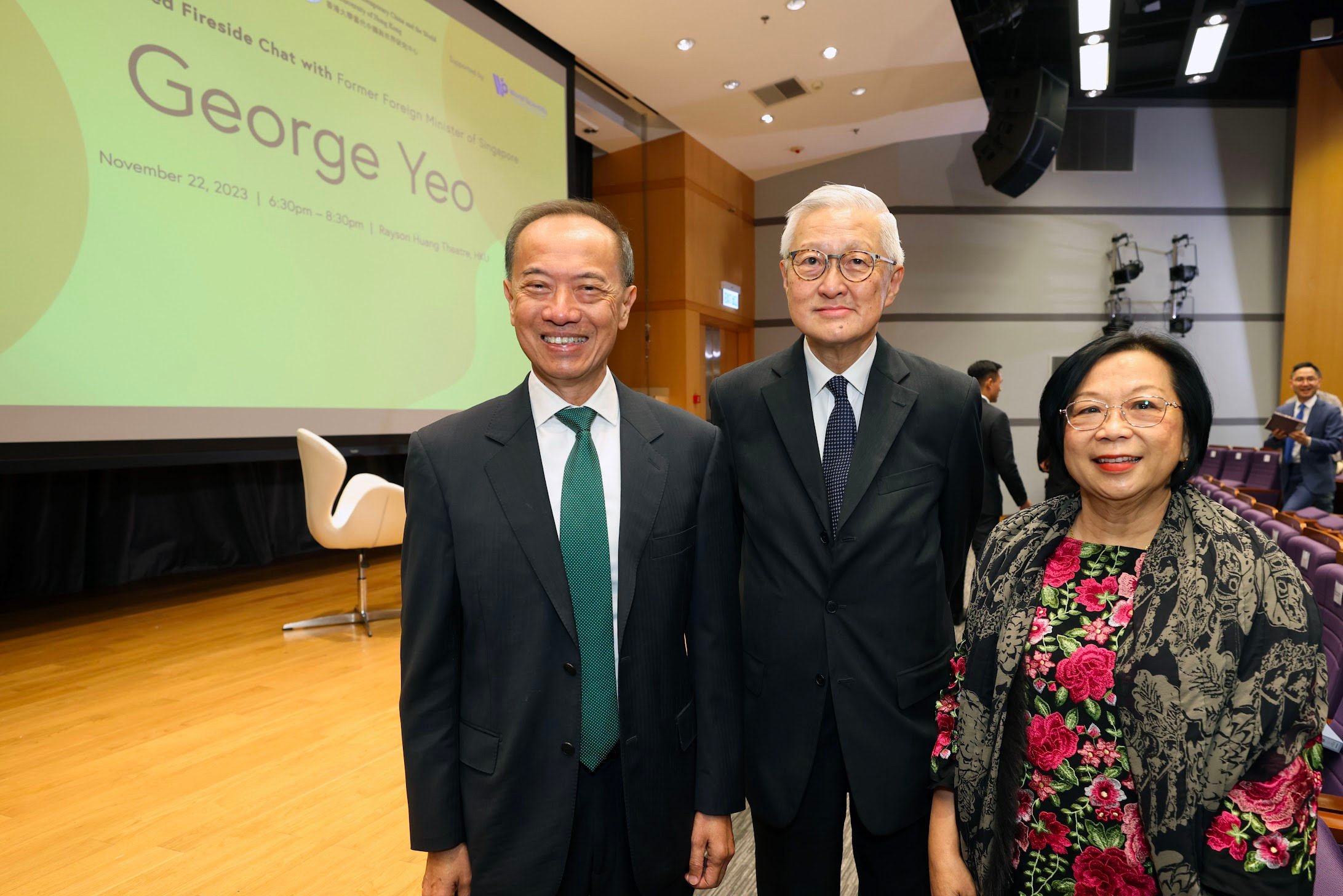 Yeo with his wife, Jennifer Yeo, and former Chief Justice Andrew Li Kwok-nang (middle), who delivered the opening address. Photo: Handout/HKU
