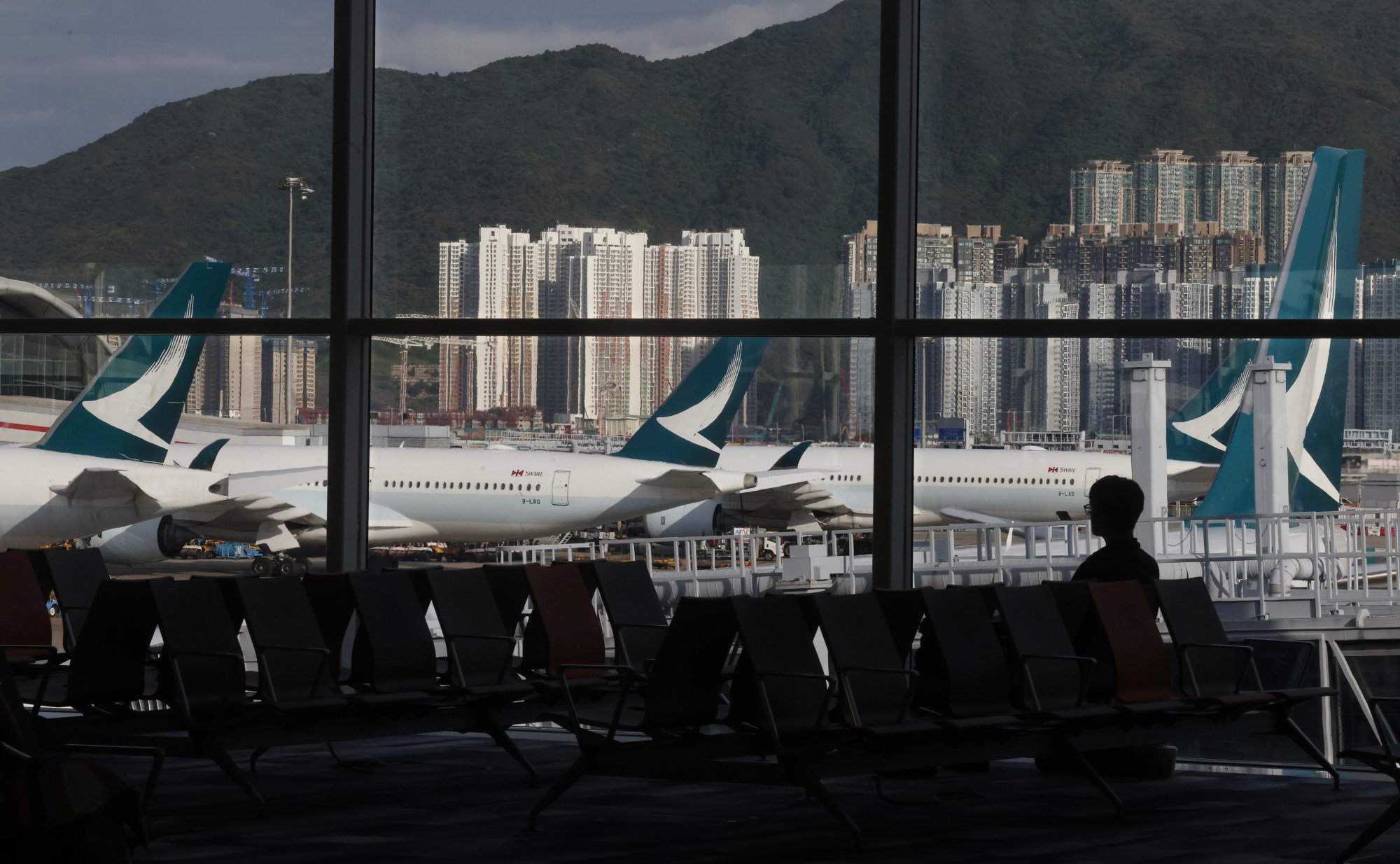 black friday, hong kong’s cathay pacific expects first annual profit in 4 years, passenger numbers to reach 95% of pre-pandemic levels