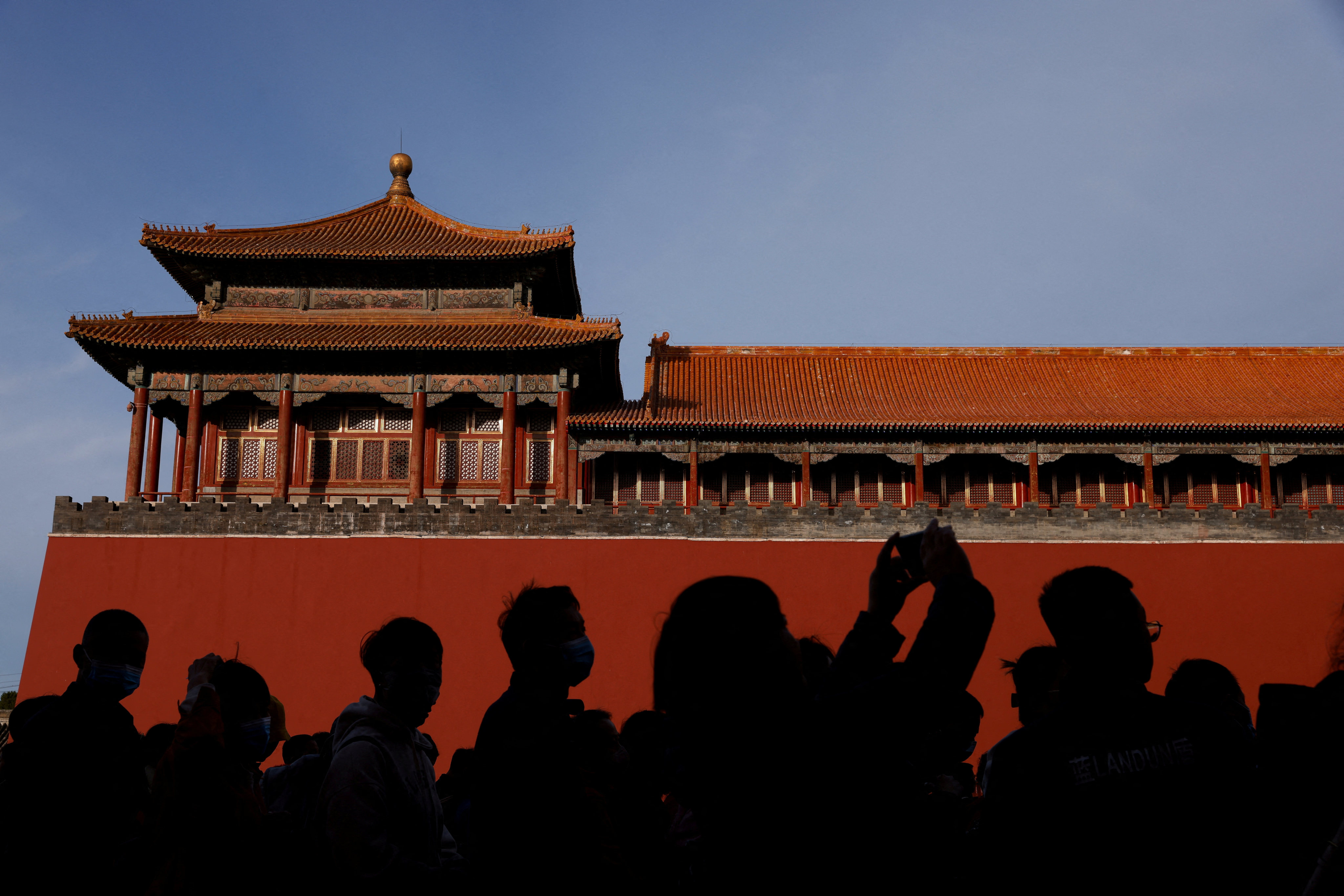 China is hoping that more foreign tourists will help boost the economy. Photo: Reuters