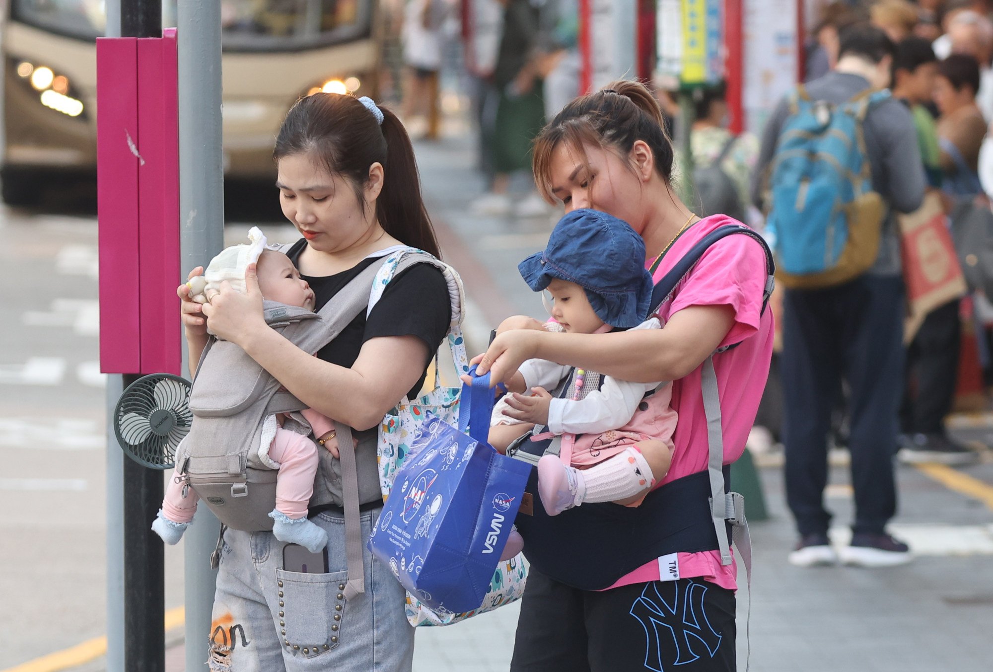 baby blues to continue as hong kong experts predict cash bonuses for births will not boost number of children