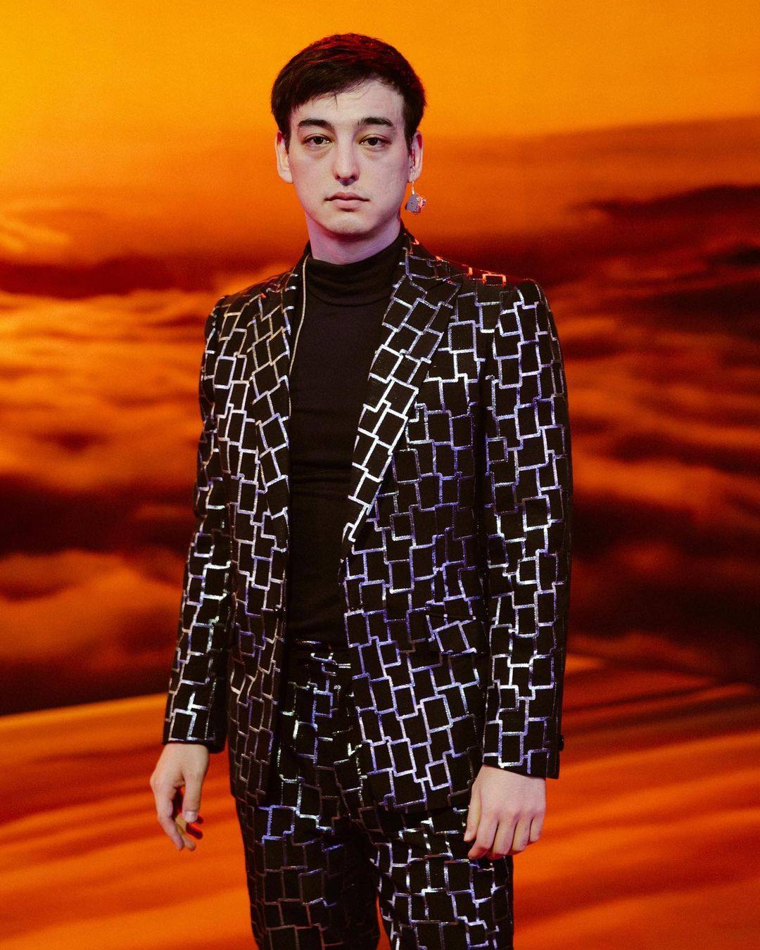 Some of Joji’s top songs include “Slow Dancing in the Dark” and “Glimpse of Us”. Photo: Instagram/@sushitrash