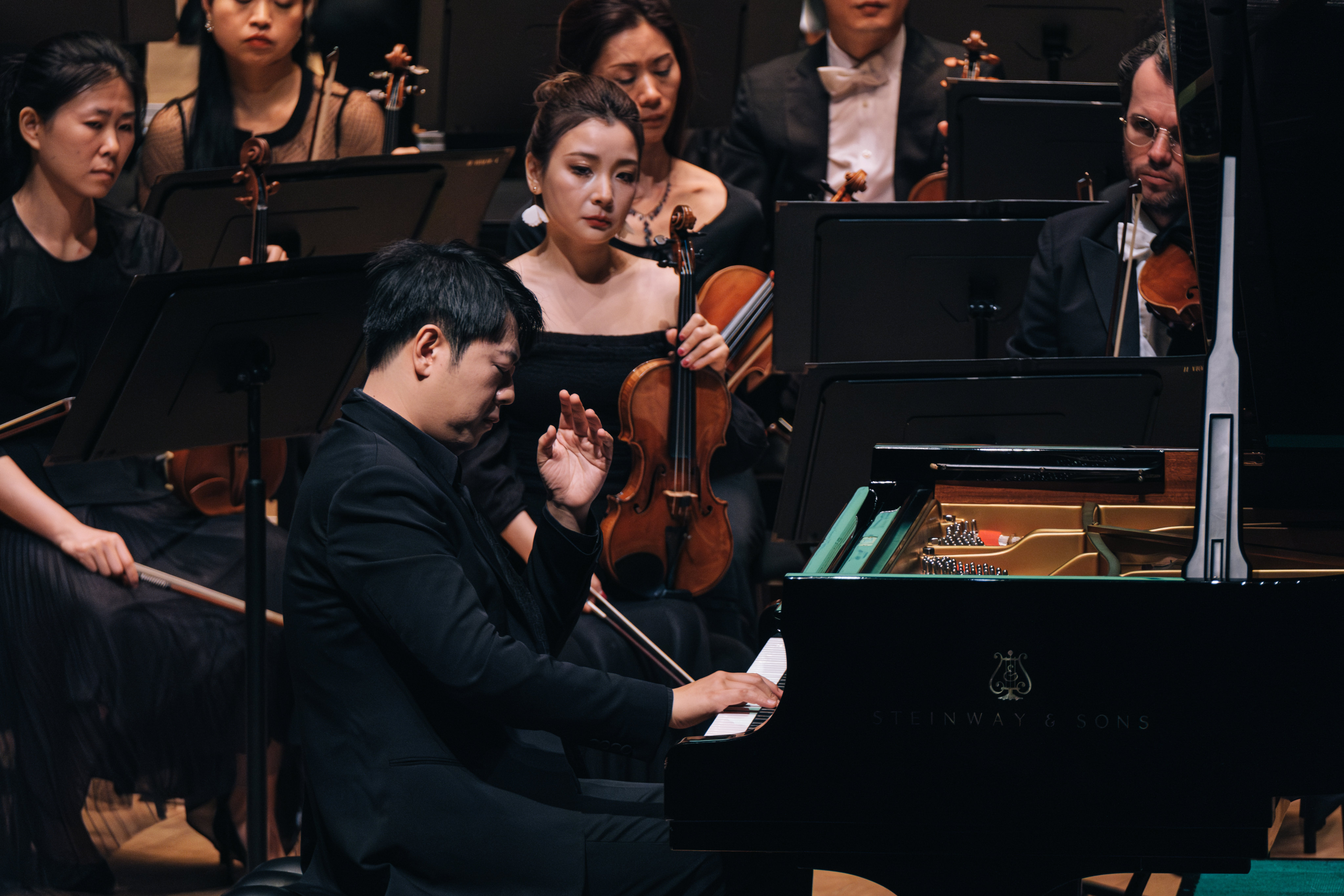 Chinese pianist Lang Lang performs Beethoven’s Concerto No 3 with the Hong Kong Philharmonic under the baton of Jaap van Zweden at the Hong Kong Cultural Centre Concert Hall on December 15. He followed it with encores by Bach and Kermit the Frog. Photo: Ka Lam/HK Phil