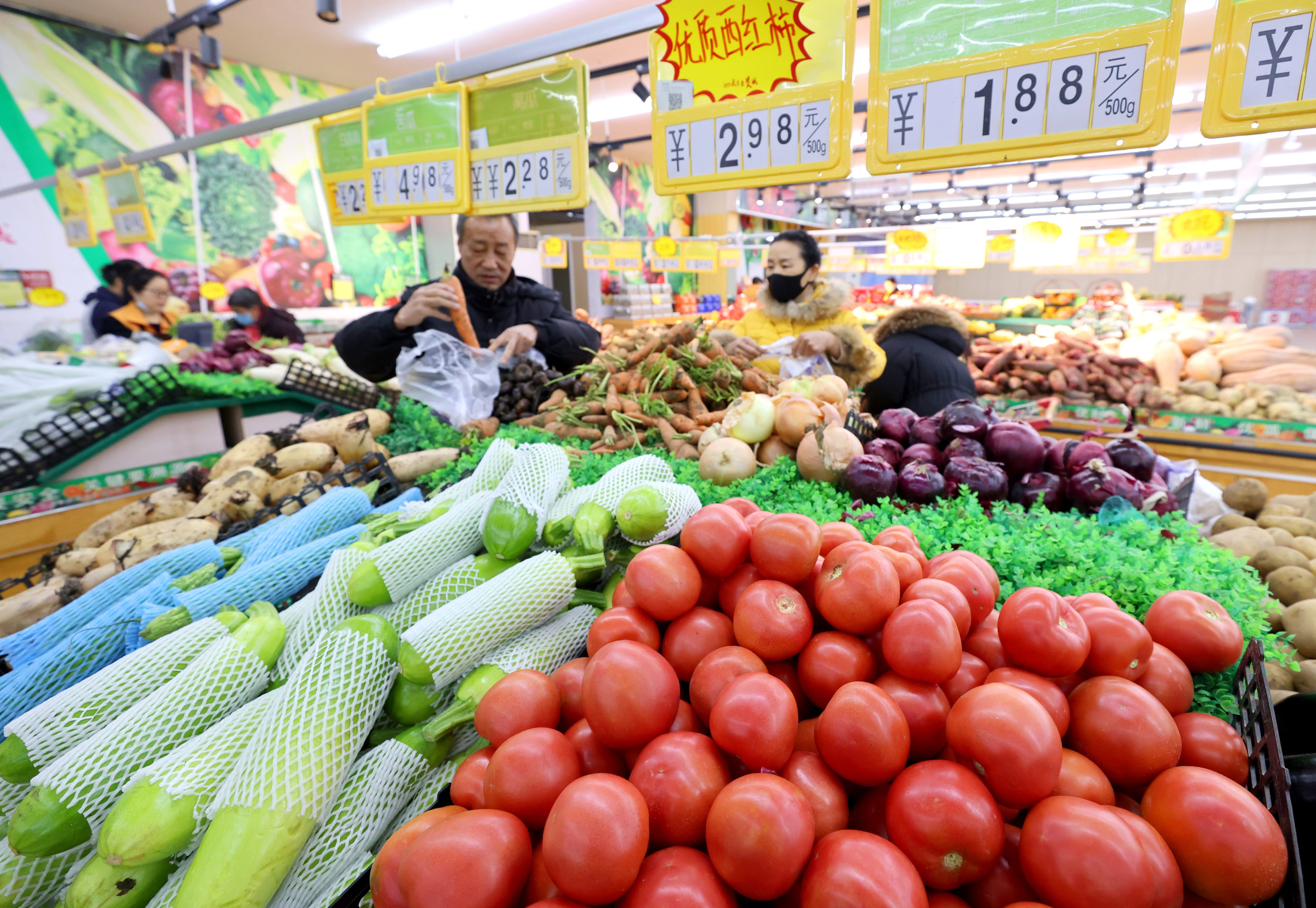 China’s consumer prices fell by 0.5 per cent in November, year on year, marking the sharpest decline in three years. Photo: Xinhua