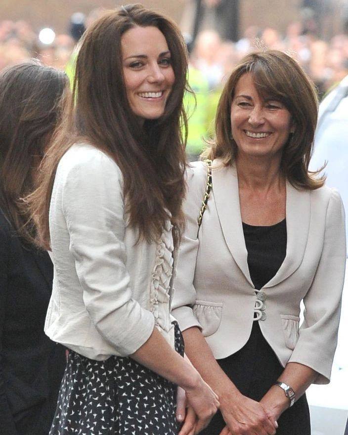 === PHOTO CAPTURED ONLINE=== Kate Middleton (left) and Carole Middleton (right). Photo: @its.catherine.theprincess / Instagram