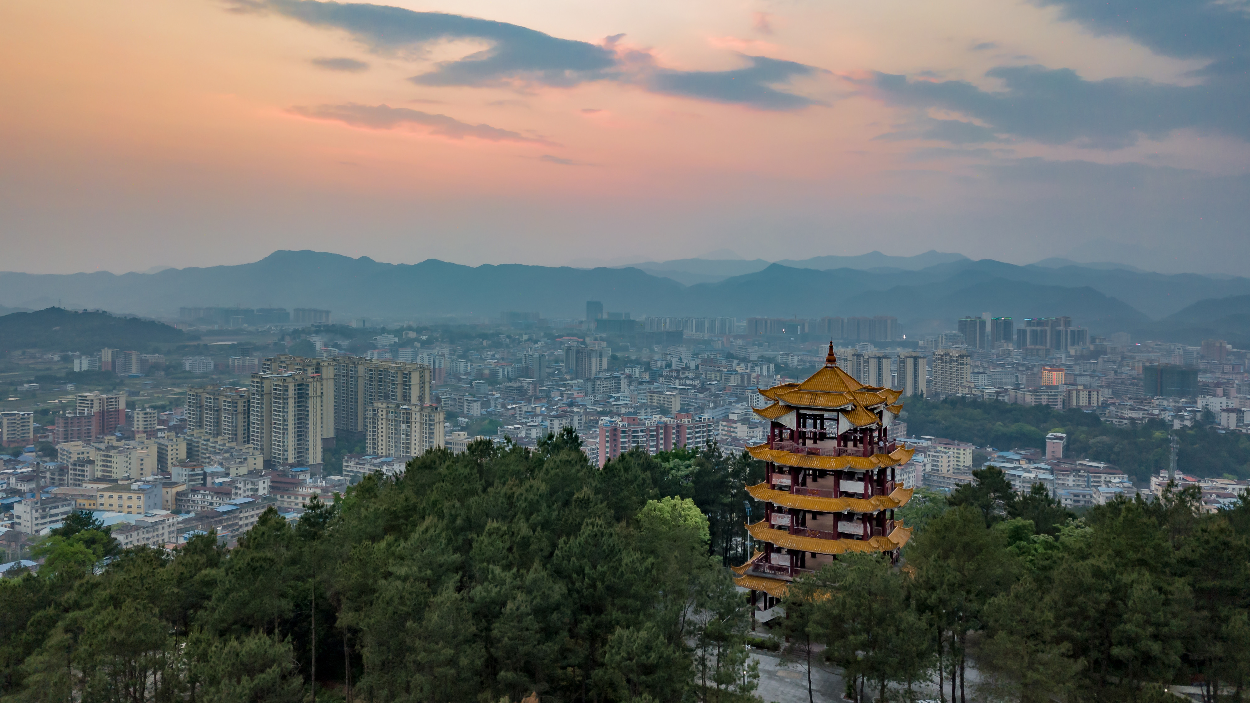 Shaoguan city in Guangdong province. A fatal traffic accident in the southern Chinese city led to the death of a Hongkonger. Photo: Shuttlestock