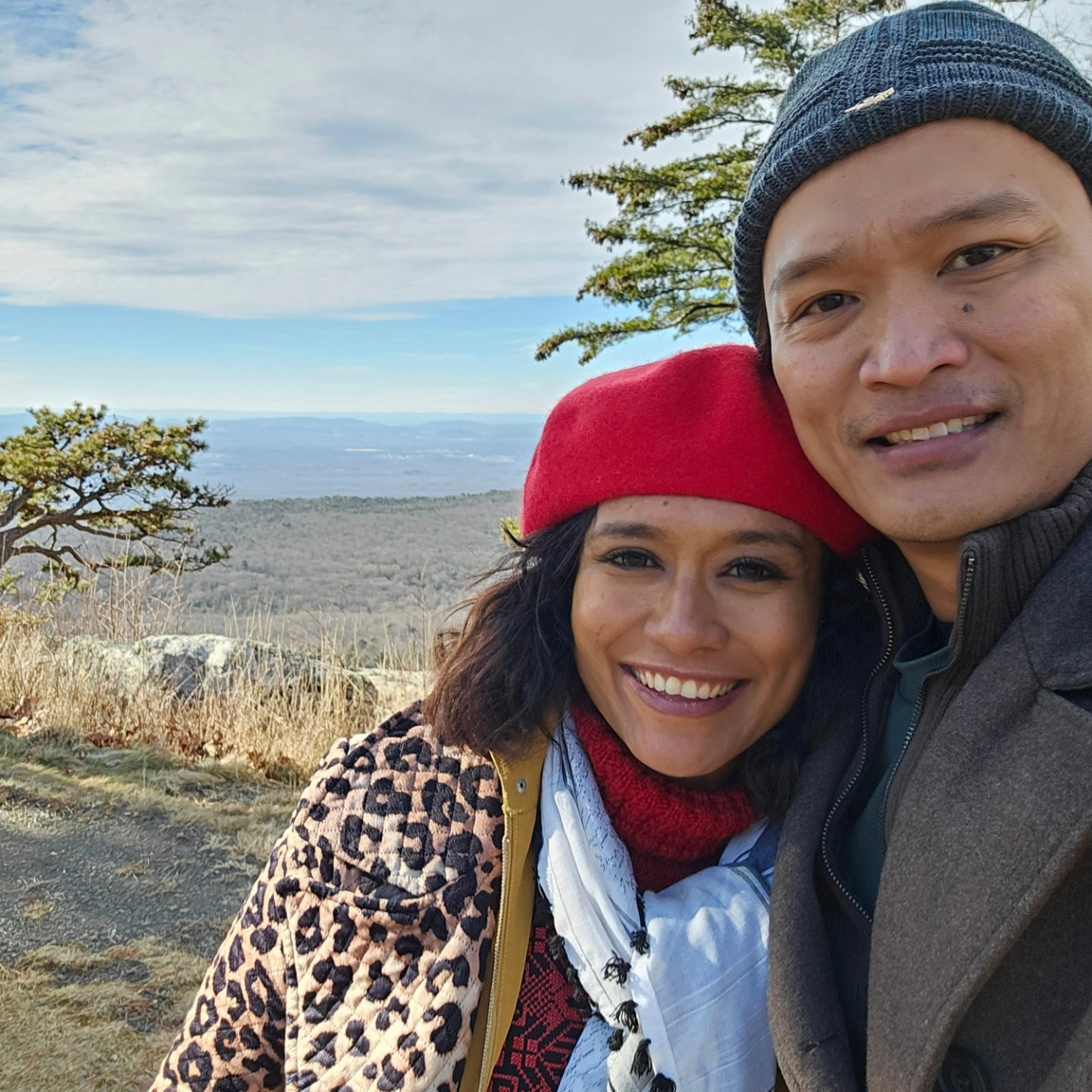 Nur Aisyah and bdul Rauf Mohd Said were enjoying the scenery at the Minnewaska State Park Preserve when the accident happened. Photo: Facebook/Rauf Said